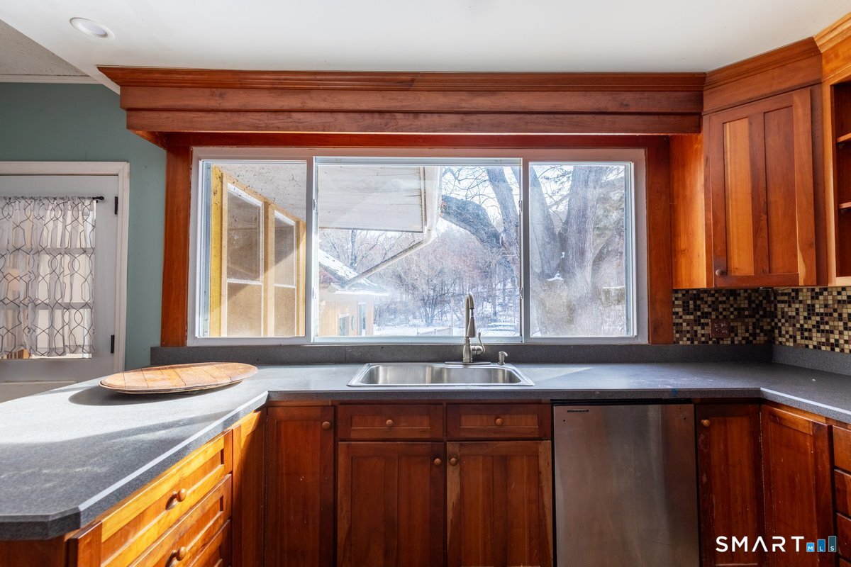 Homes for sale in Windham, CT | 50 Selden St, Windham, CT 06226 | MLS# 24151056