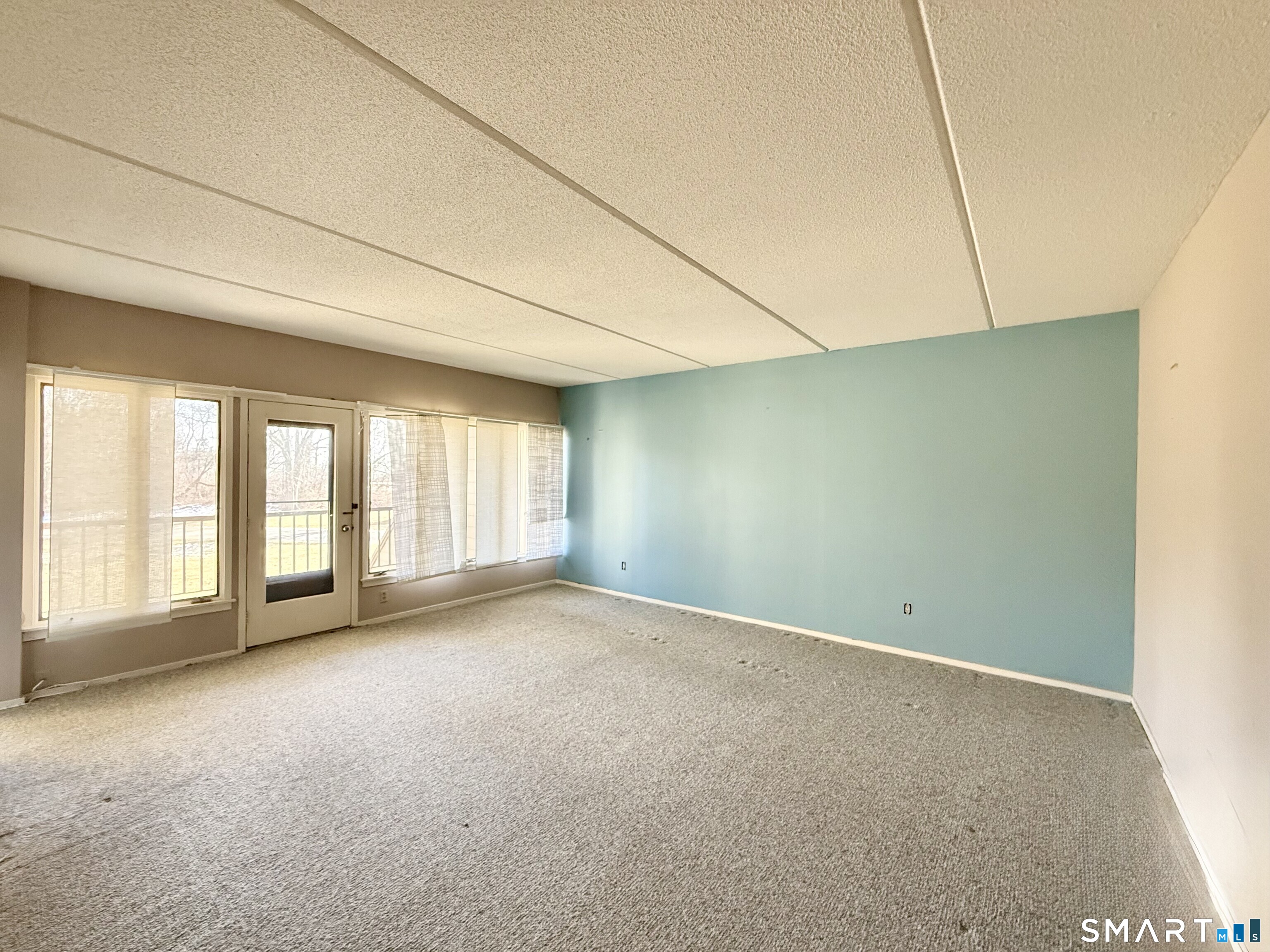 Photo 6 of 85 Viscount Drive, Milford, CT