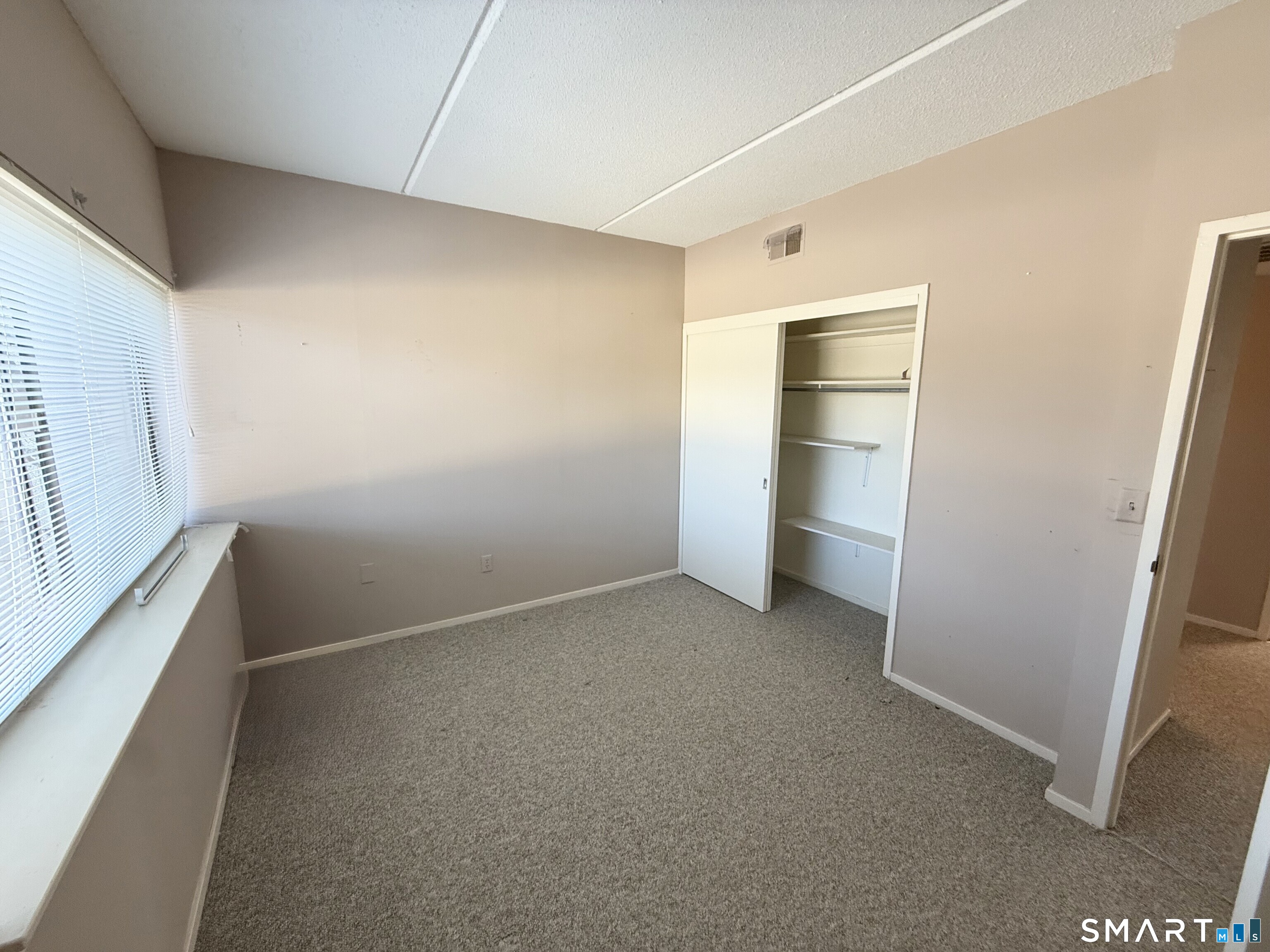 Photo 15 of 85 Viscount Drive, Milford, CT