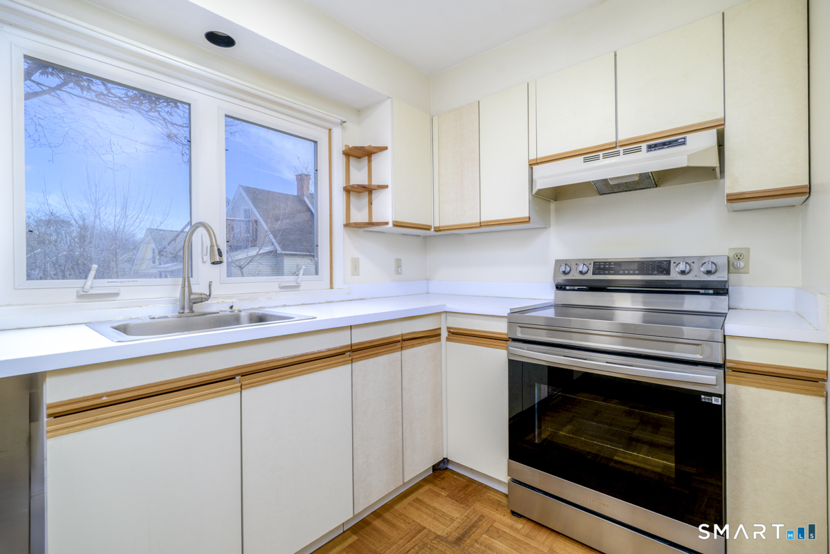 Photo 4 of 115 Flax Hill Road, Norwalk, CT