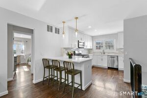 245 Unquowa Road, Unit Apt 2