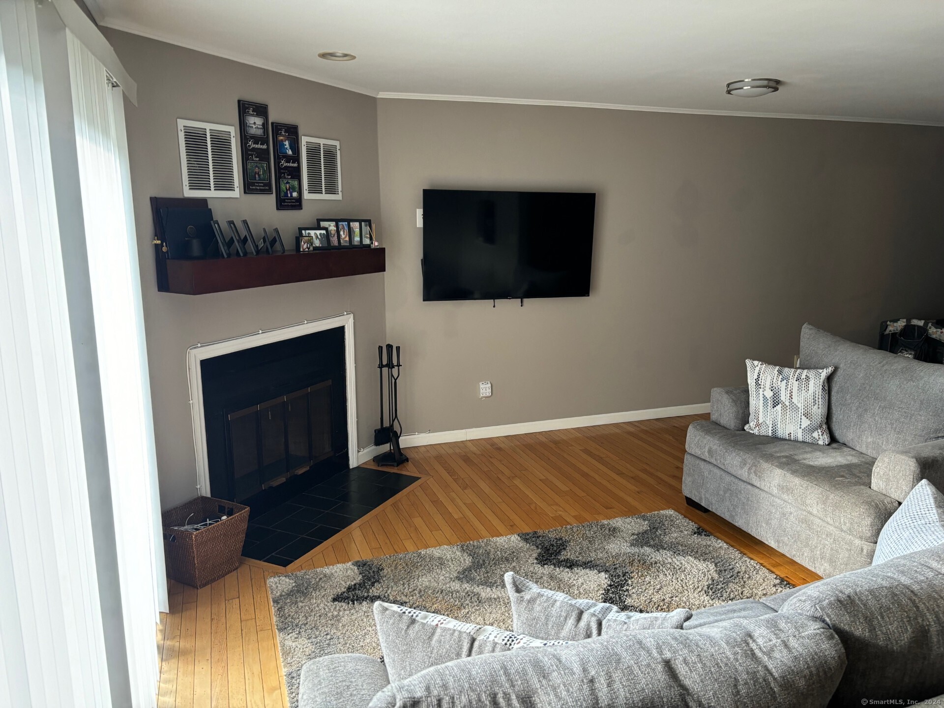 Photo 4 of 291 Hope Street, Stamford, CT