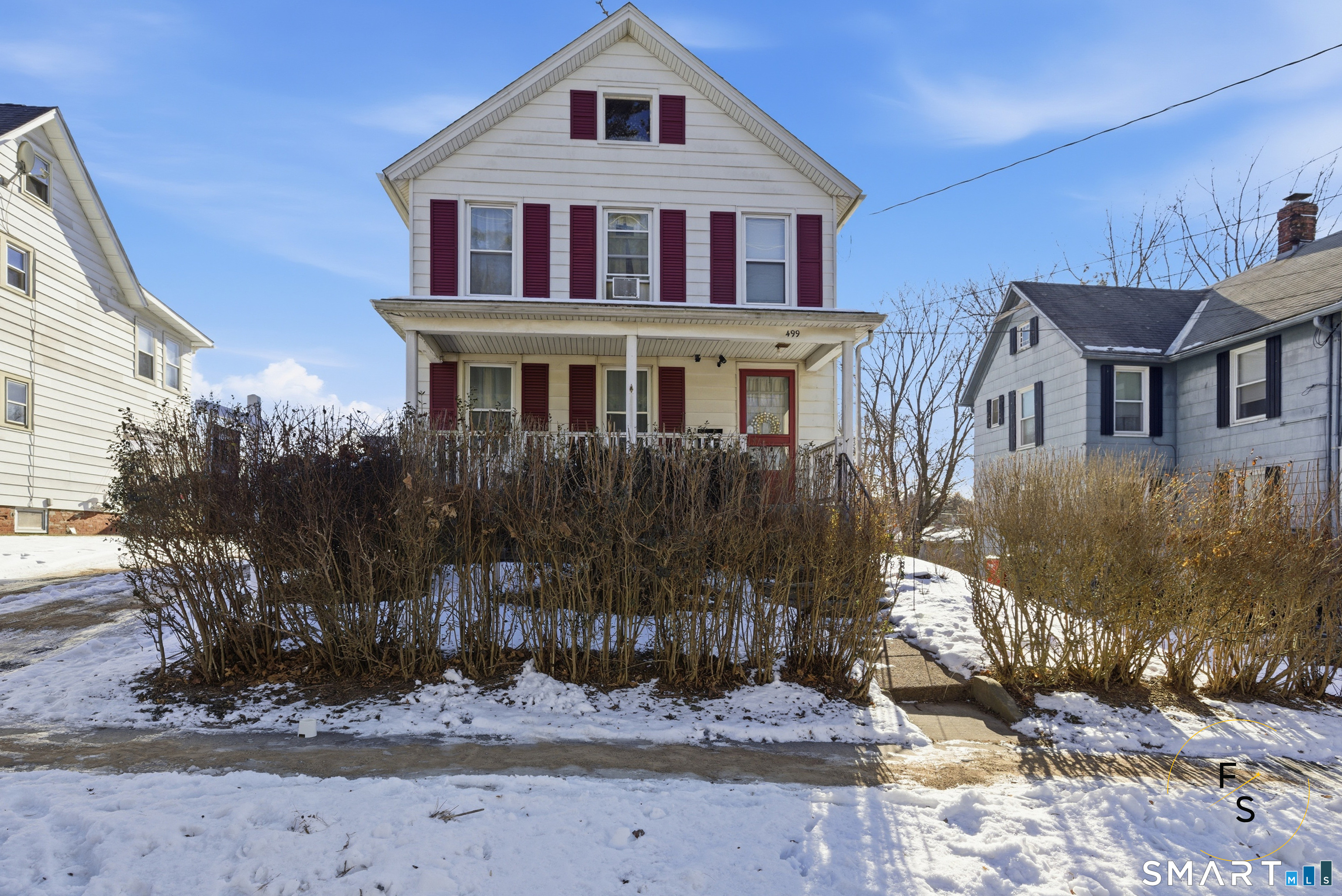 Featured Listing Photo