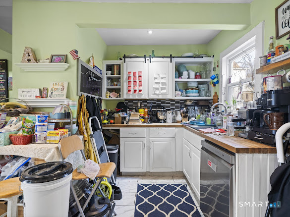 Homes for sale in Norwich, CT | 182 Broad St, Norwich, CT 06360 | MLS# 24151125