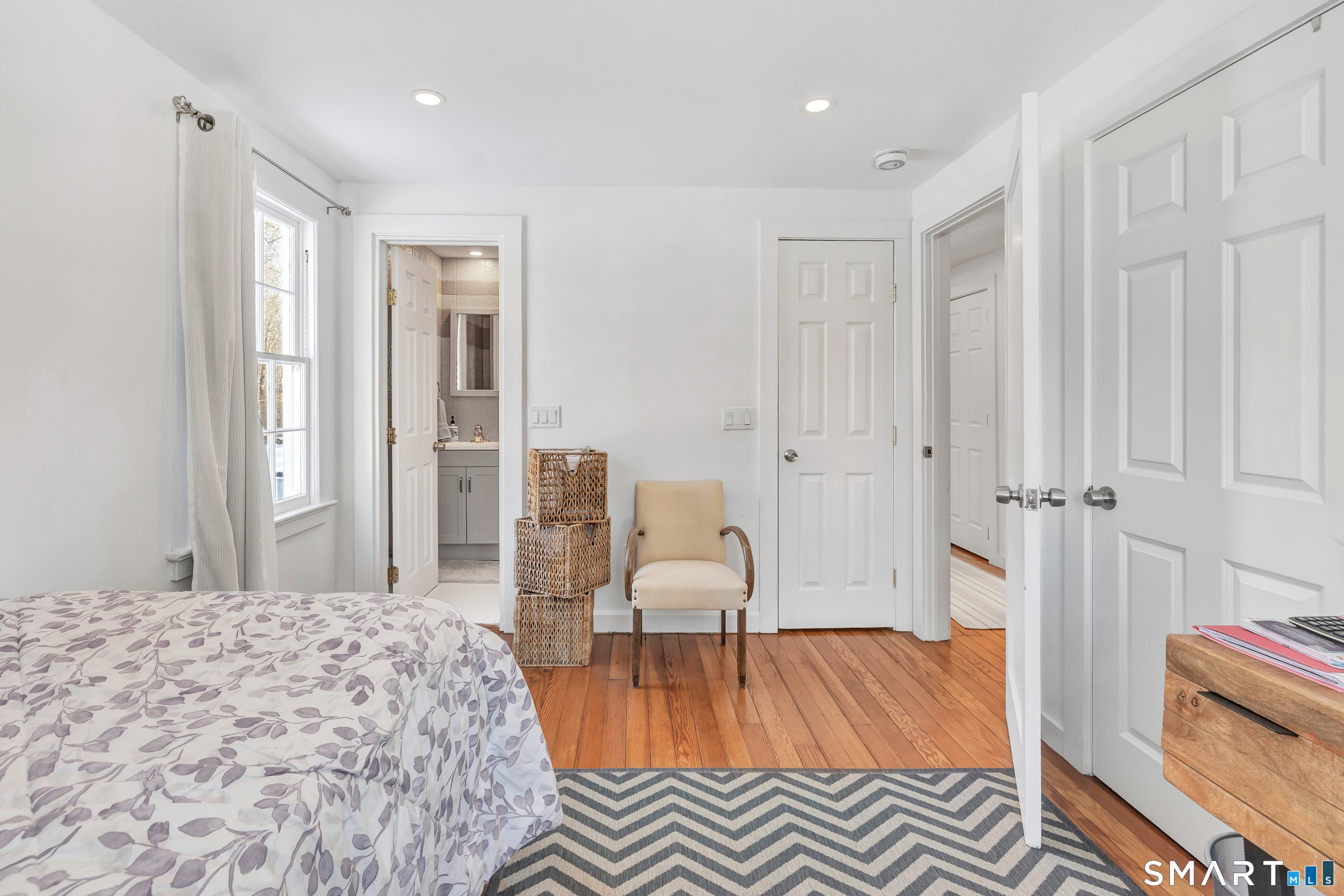 Photo 24 of 70 Cranbury Road, Norwalk, CT