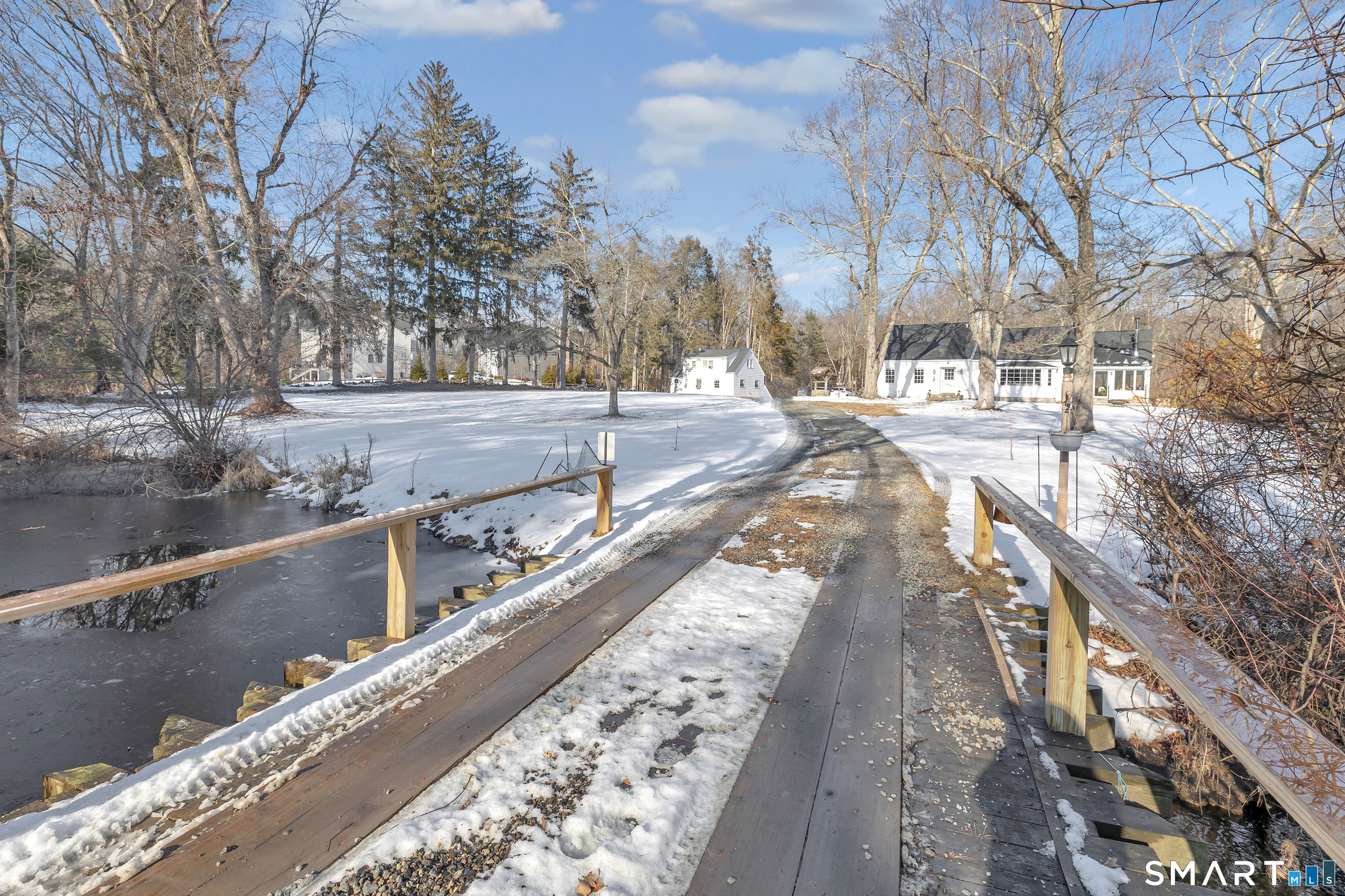 Photo 36 of 70 Cranbury Road, Norwalk, CT