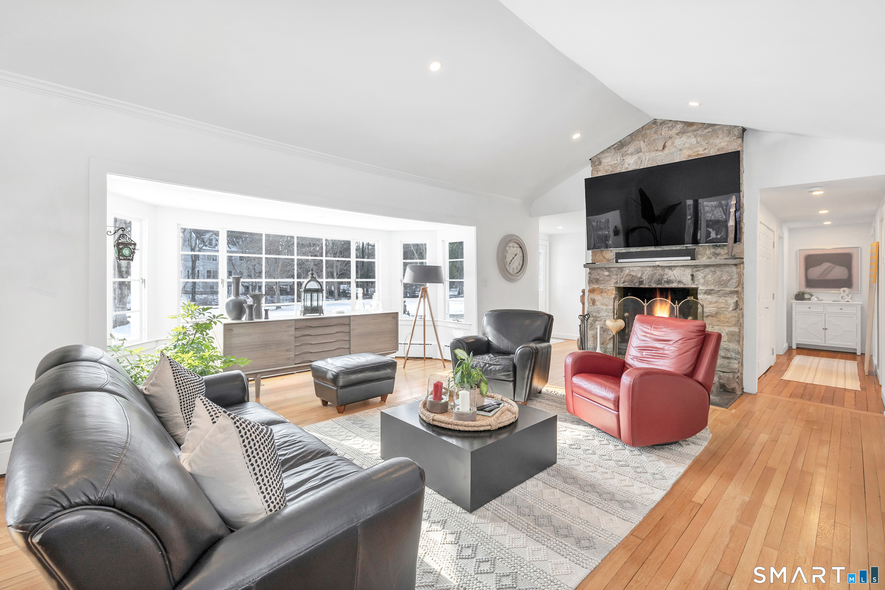 Photo 11 of 70 Cranbury Road, Norwalk, CT