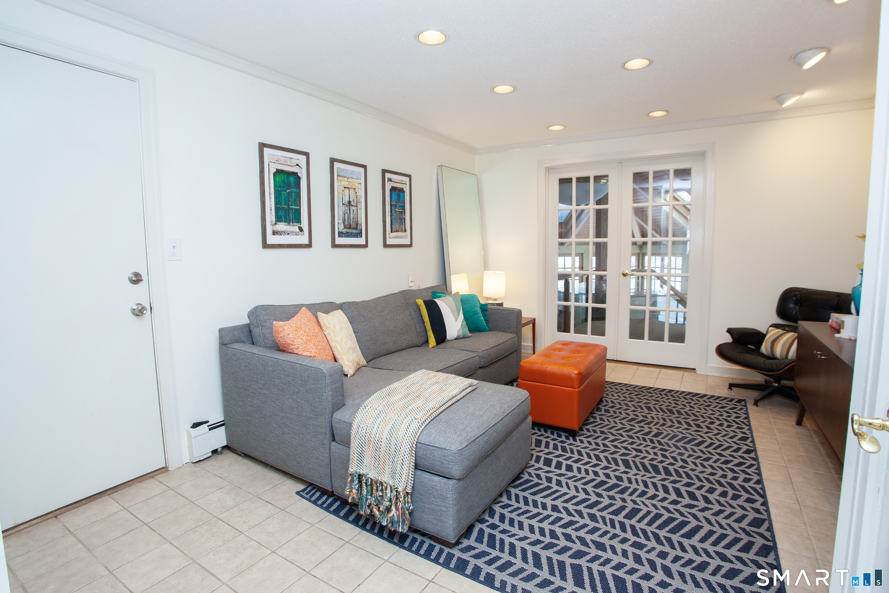 Photo 5 of 60 Ridgebrook Drive, West Hartford, CT