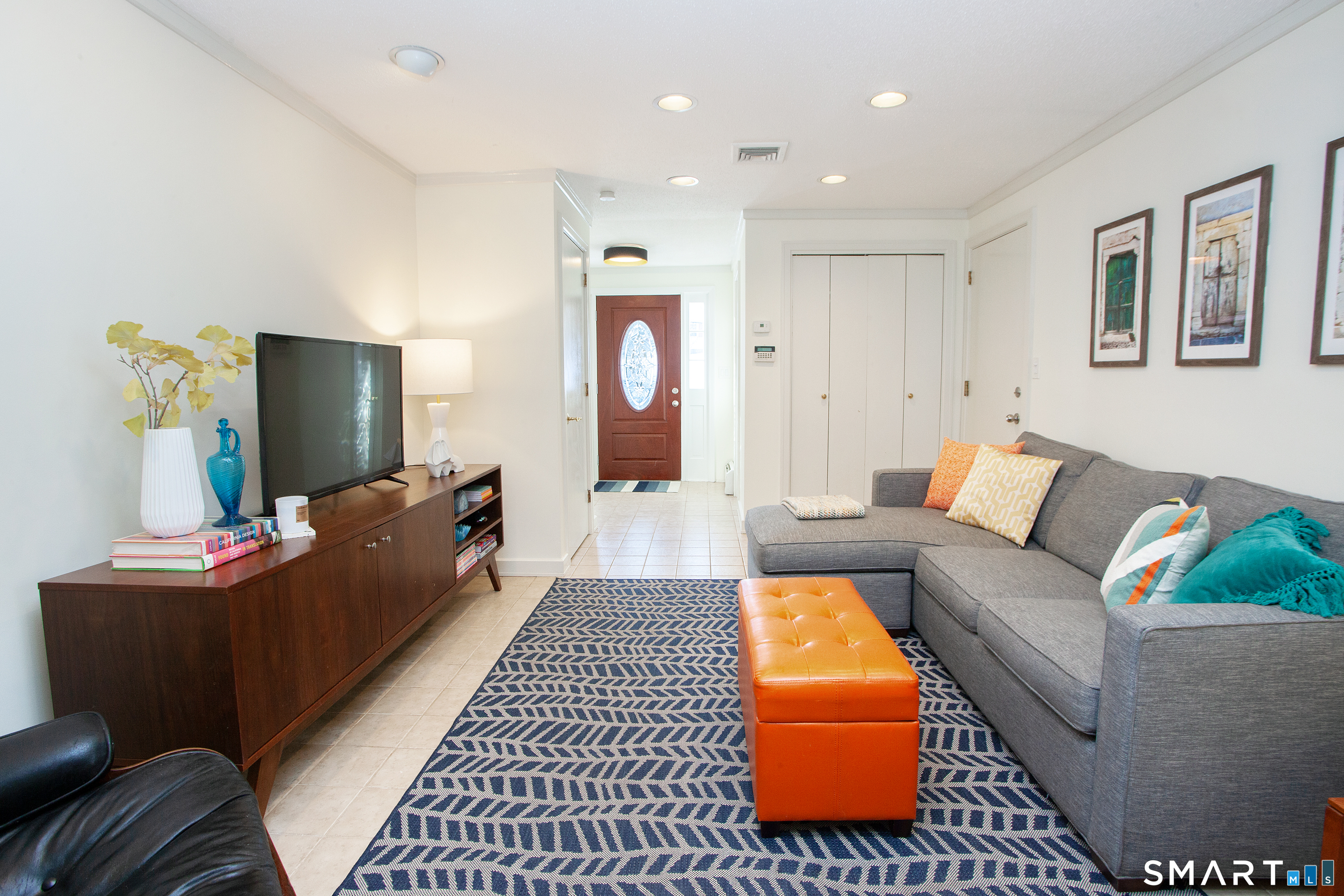 Photo 7 of 60 Ridgebrook Drive, West Hartford, CT