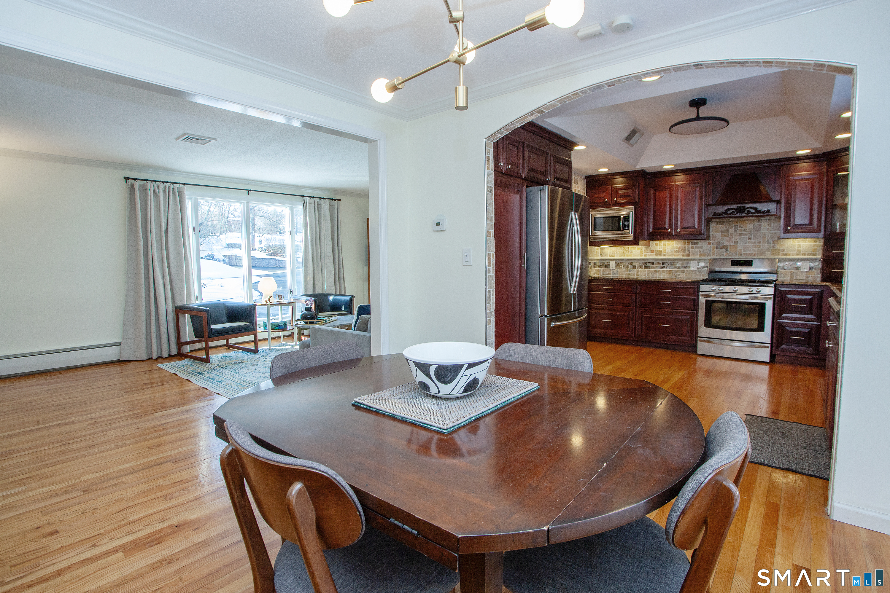 Photo 14 of 60 Ridgebrook Drive, West Hartford, CT