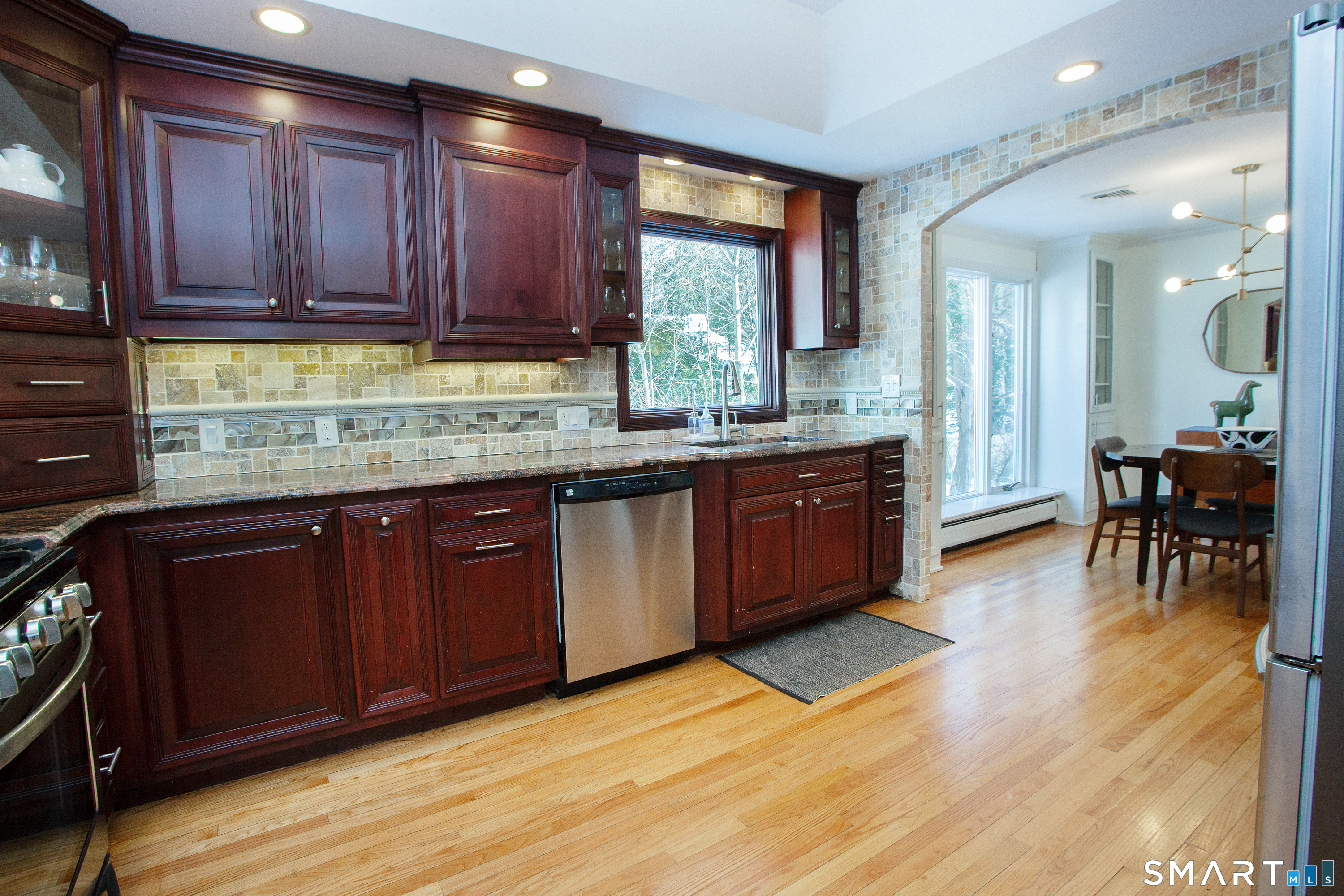 Photo 12 of 60 Ridgebrook Drive, West Hartford, CT