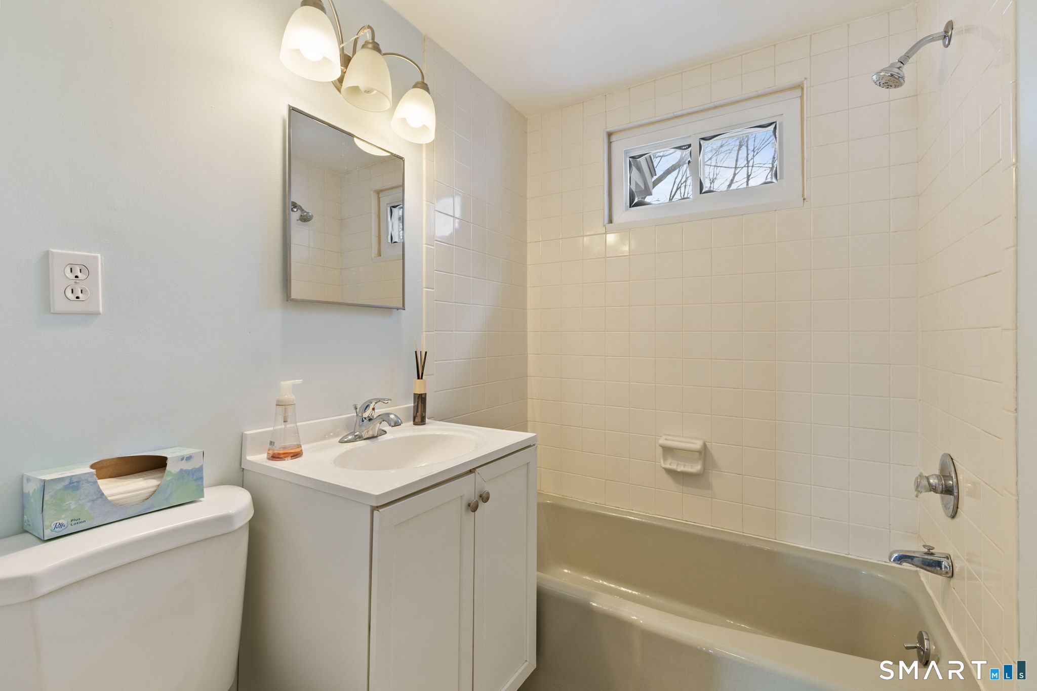 Photo 16 of 10 School Street, Burlington, CT