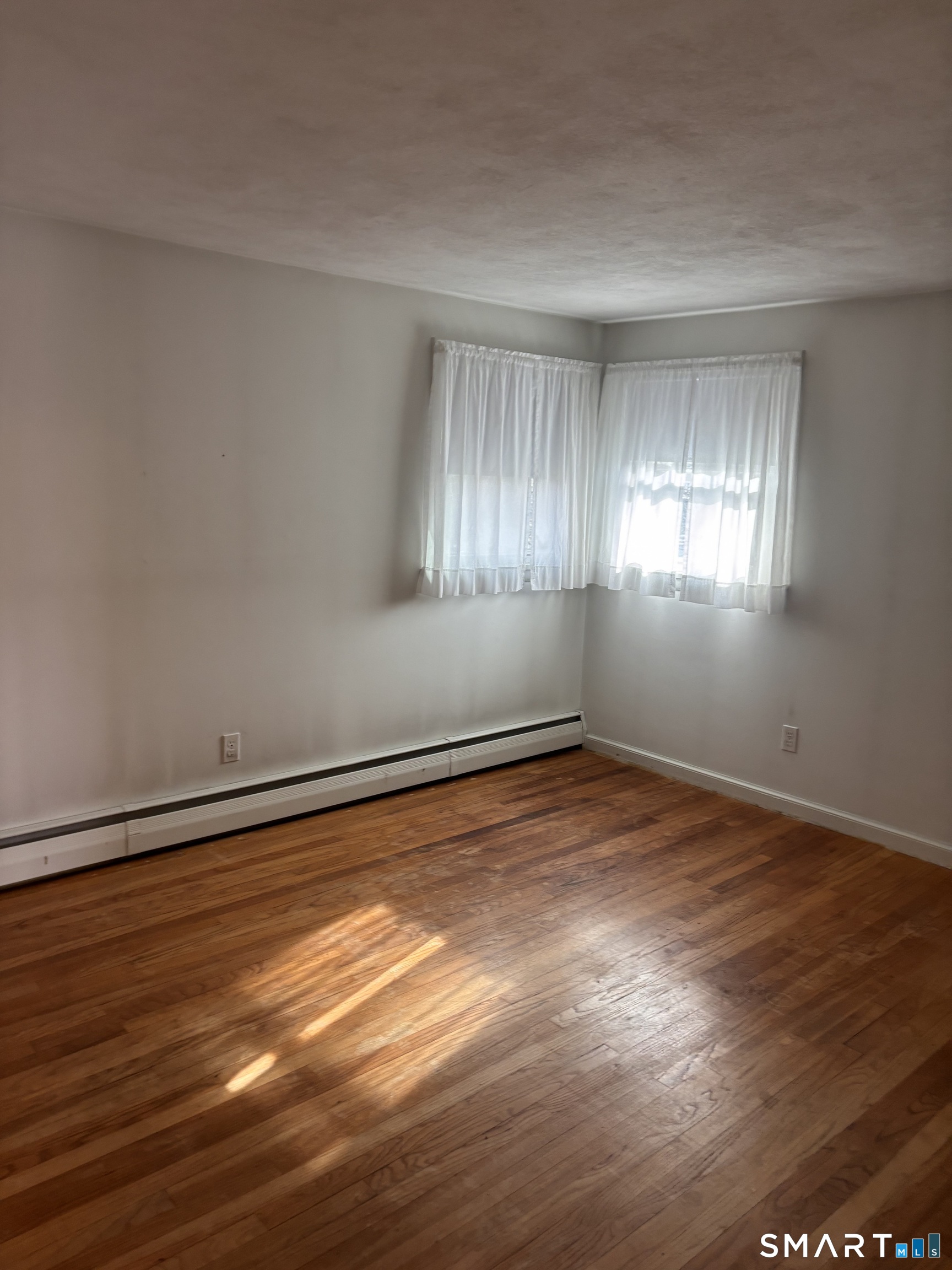 Photo 9 of 28 Bayberry Lane, Groton, CT