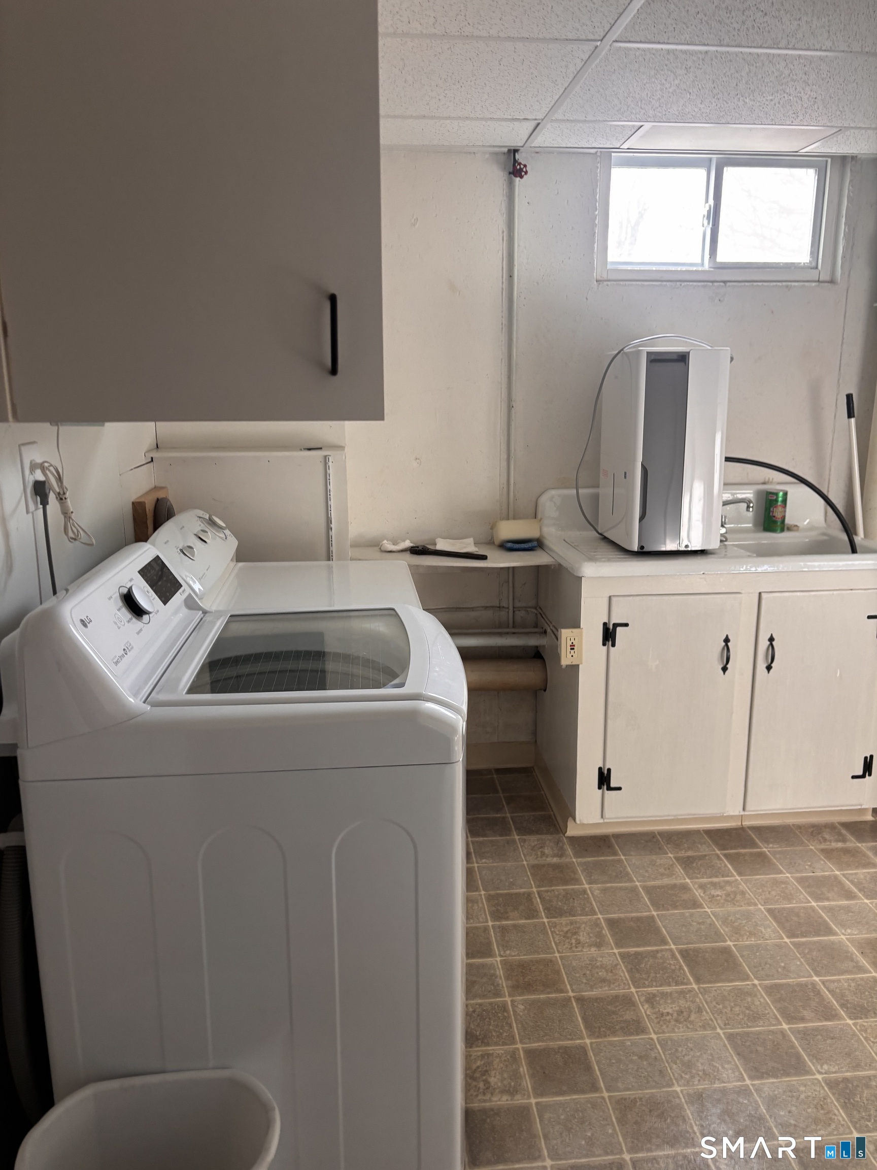 Photo 16 of 28 Bayberry Lane, Groton, CT