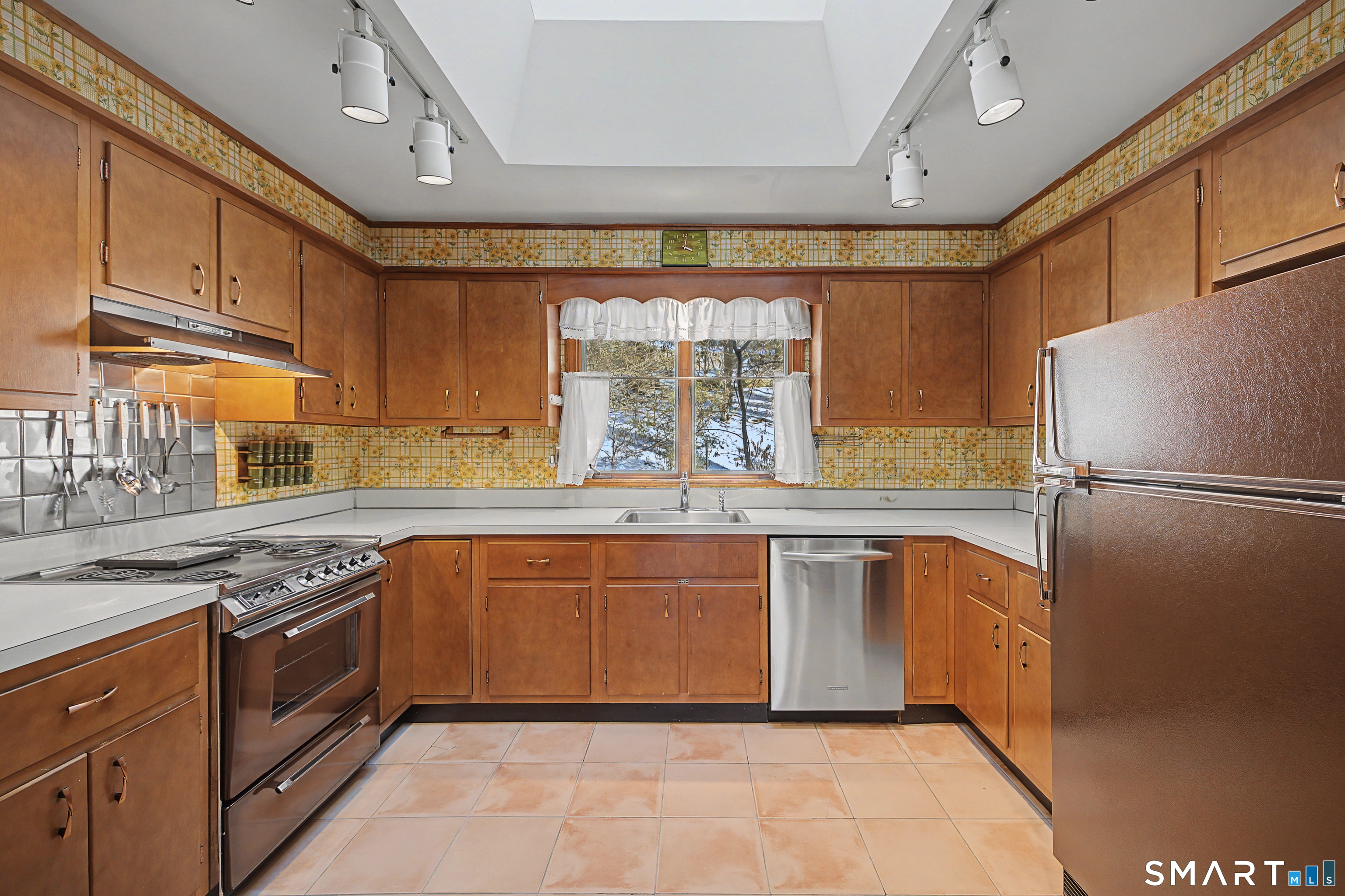 Photo 6 of 32 Ferris Estates Road, New Milford, CT