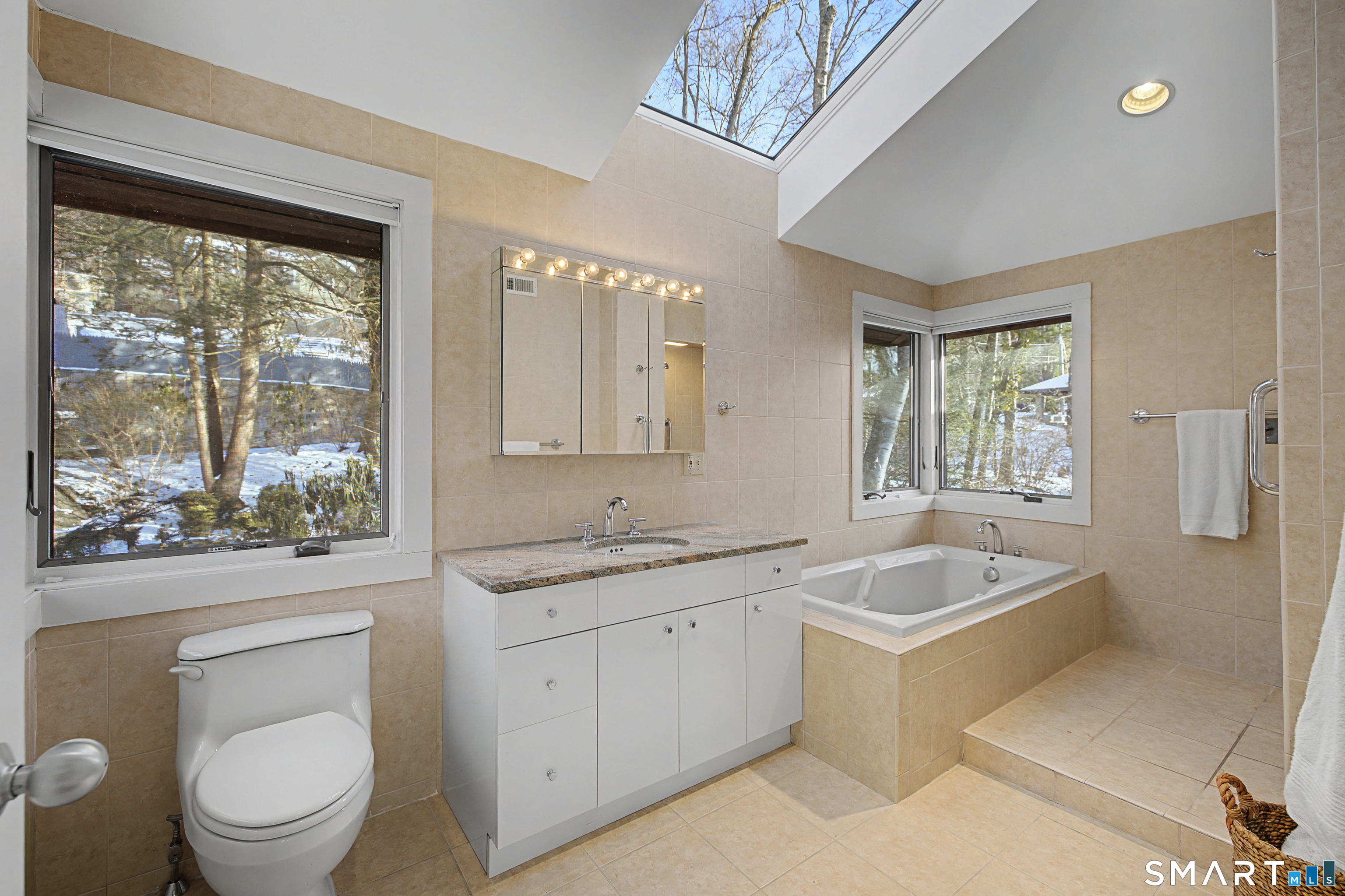 Photo 26 of 32 Ferris Estates Road, New Milford, CT