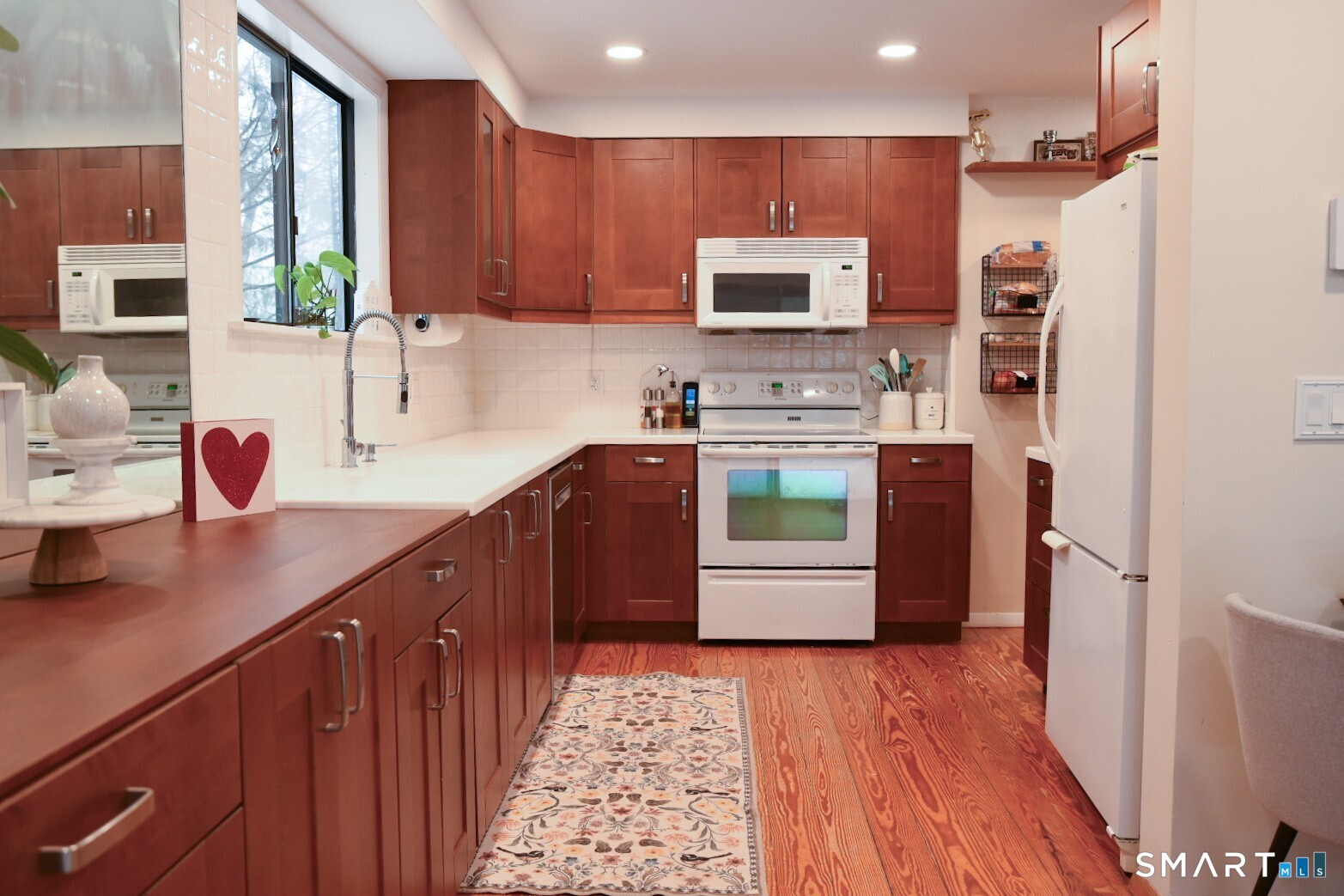 Homes for sale in Torrington, CT | 215 Ledge Dr #215, Torrington, CT 06790 | MLS# 24150383