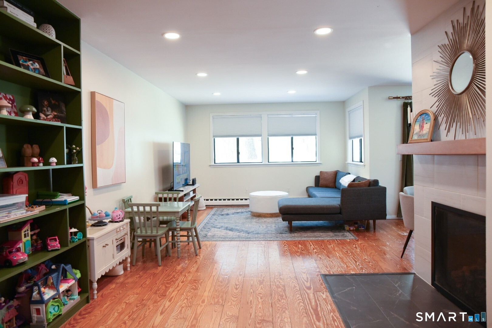 Homes for sale in Torrington, CT | 215 Ledge Dr #215, Torrington, CT 06790 | MLS# 24150383