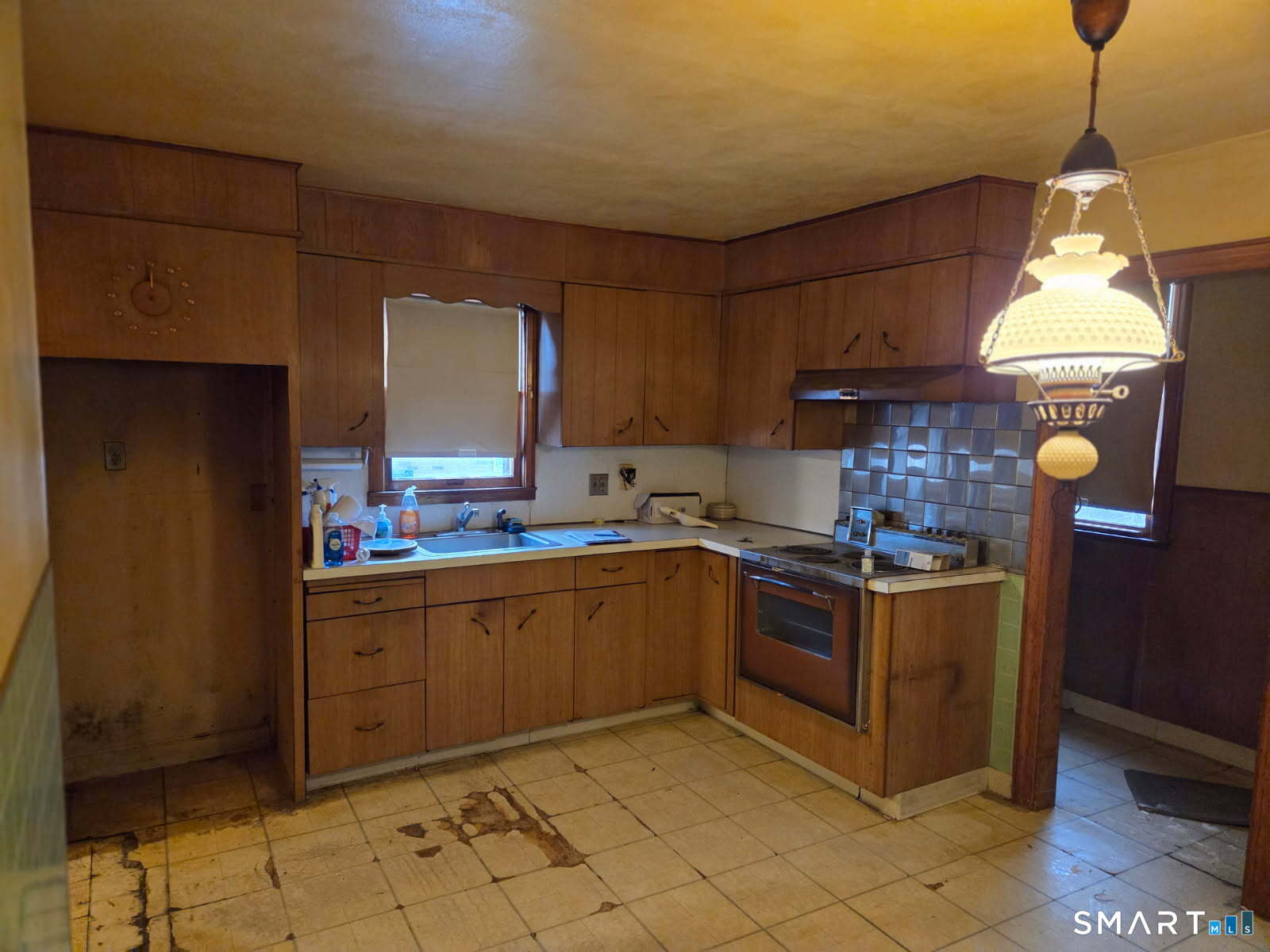 Photo 2 of 128 Portsea Street, New Haven, CT