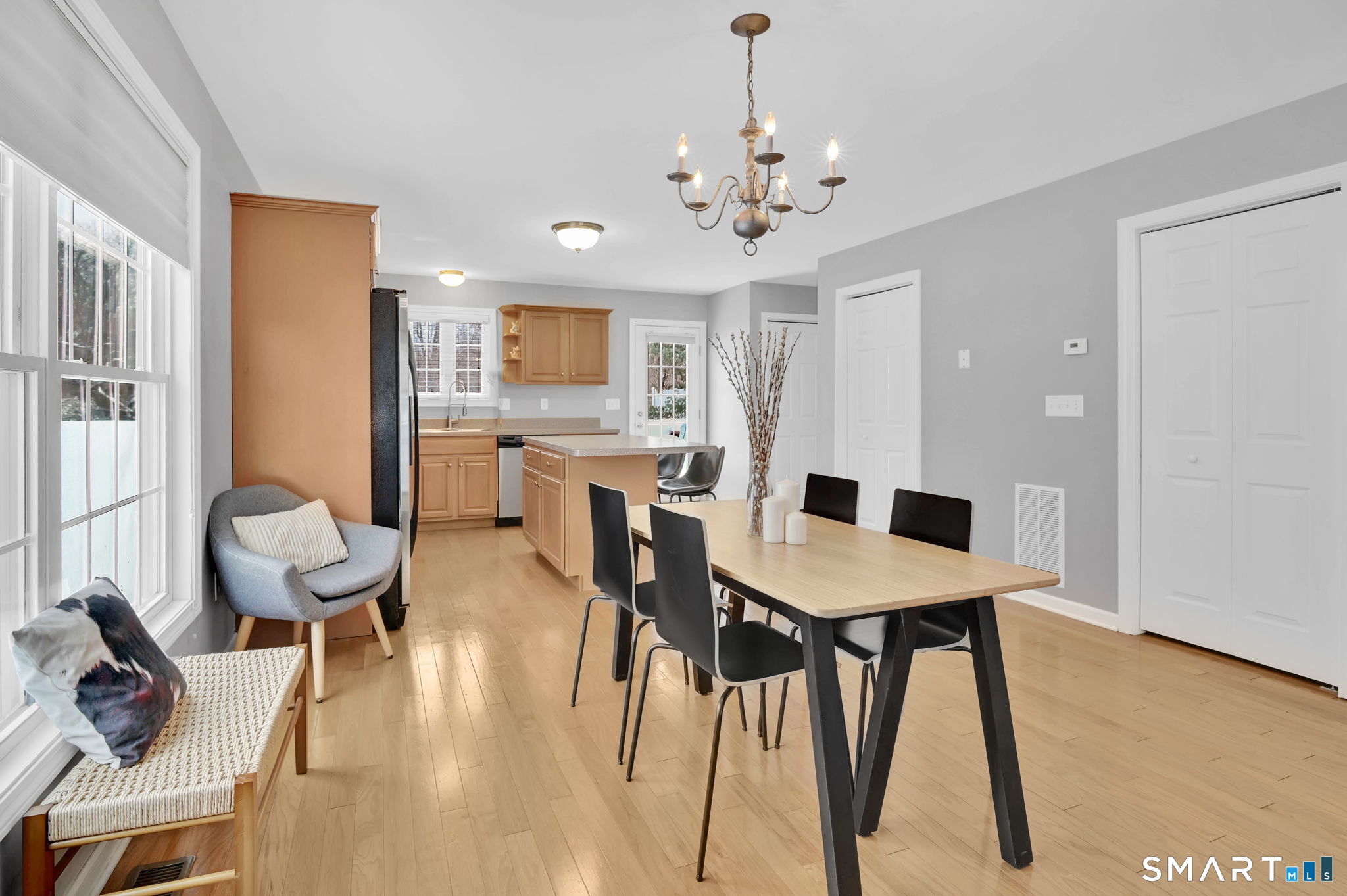 Photo 7 of 12 Elizabeth Lane, Vernon, CT