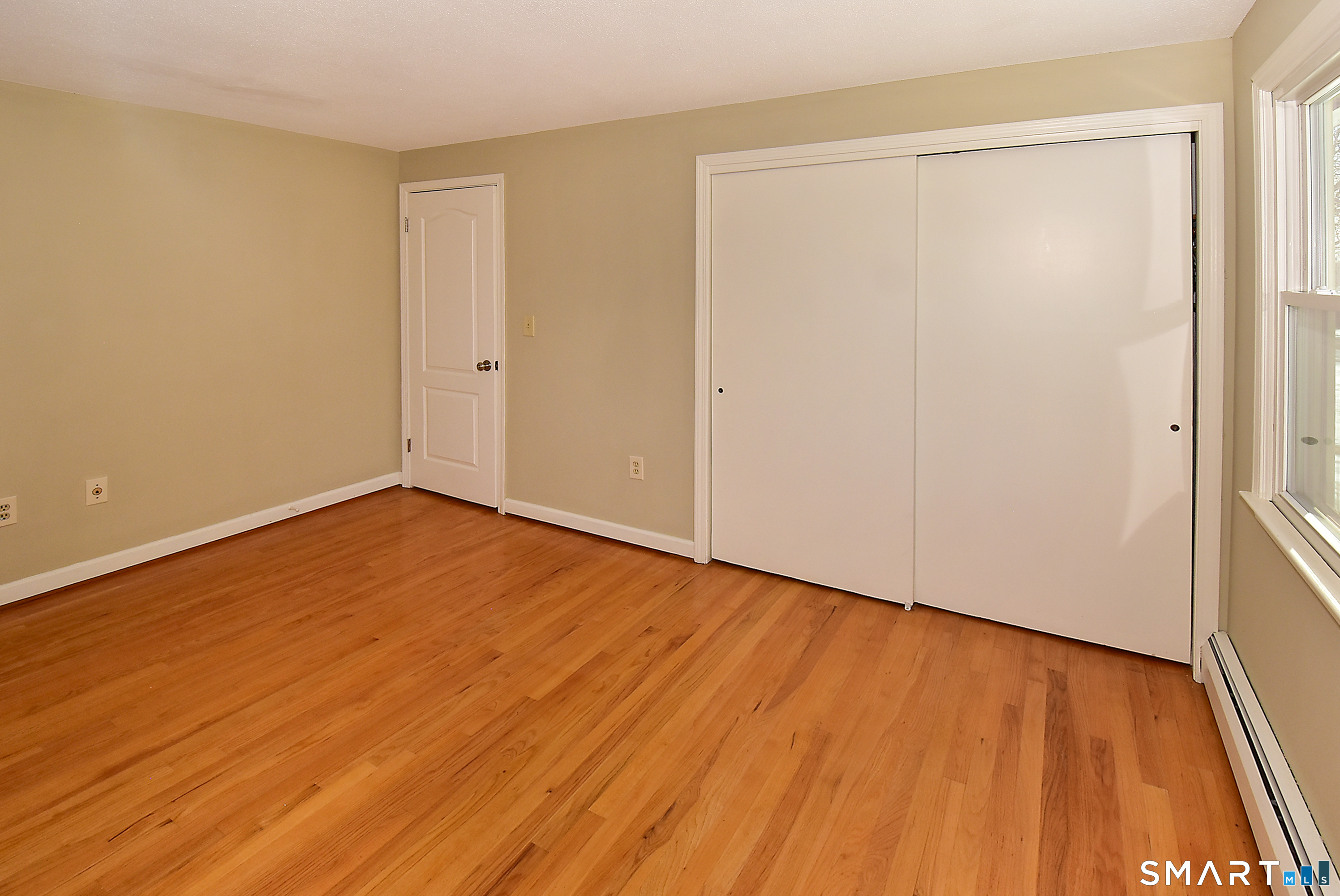 Photo 28 of 19 Tiffany Drive, Windsor, CT