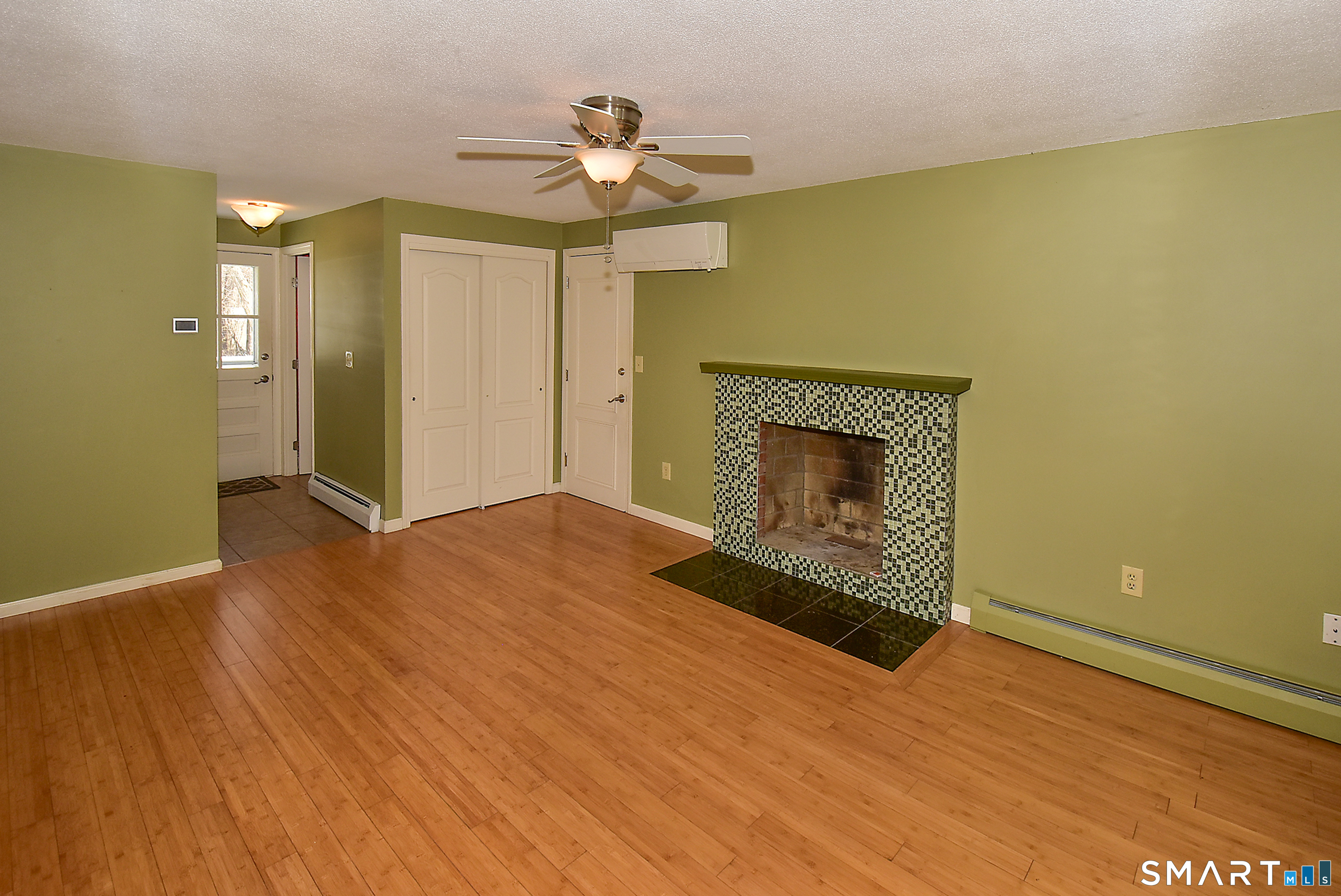 Photo 17 of 19 Tiffany Drive, Windsor, CT