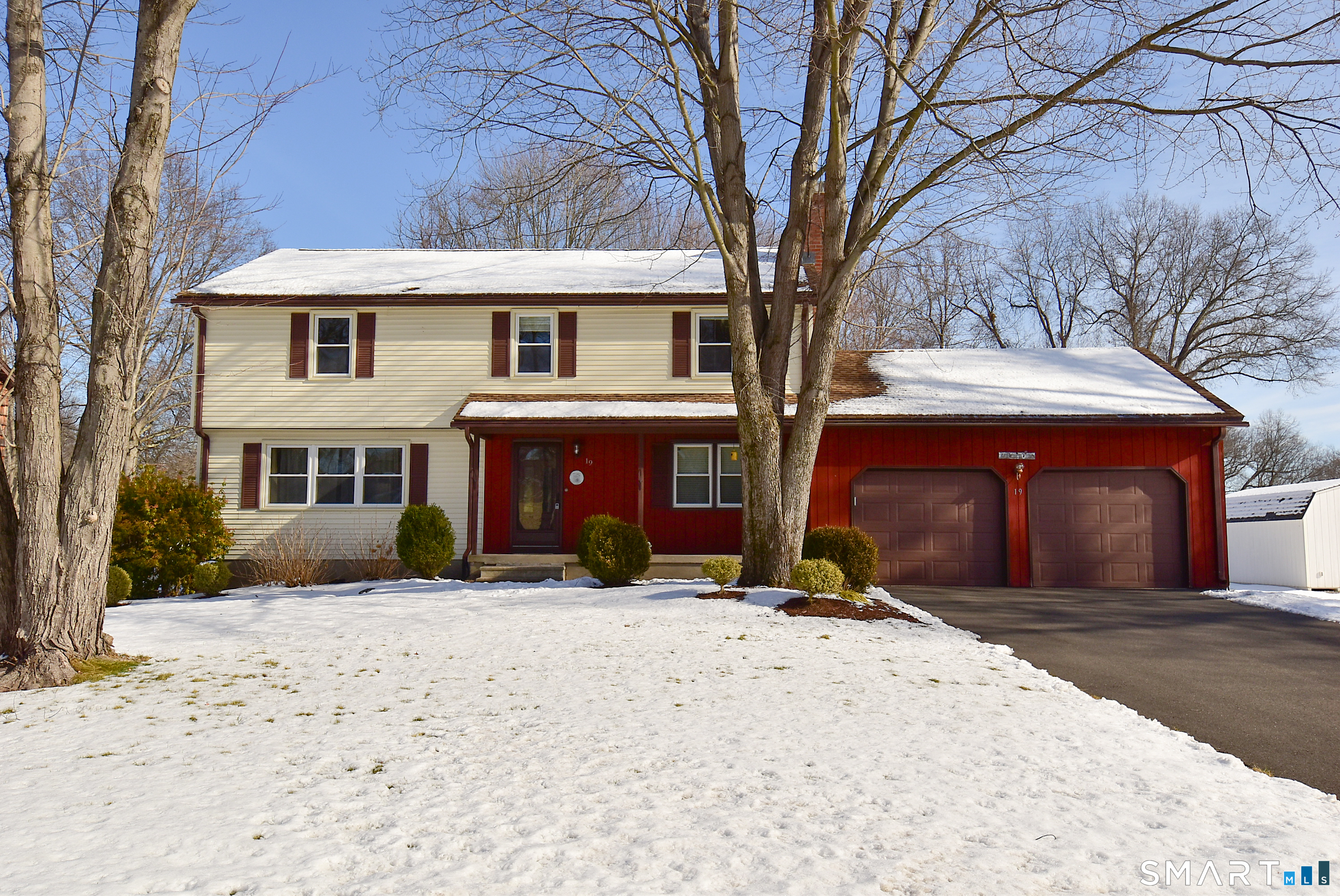 Photo 38 of 19 Tiffany Drive, Windsor, CT