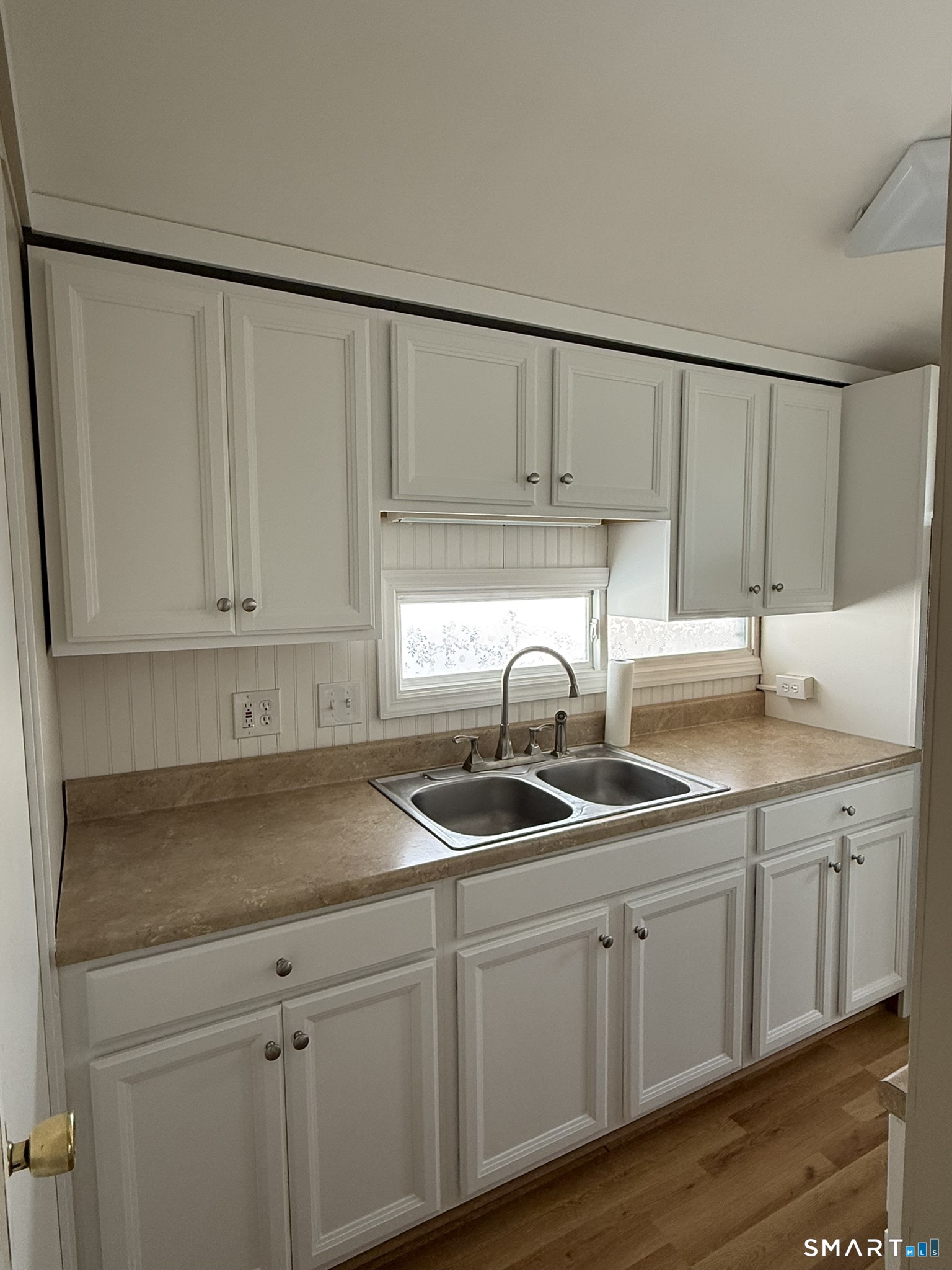 Photo 6 of 14 Chestnut Drive, Westbrook, CT