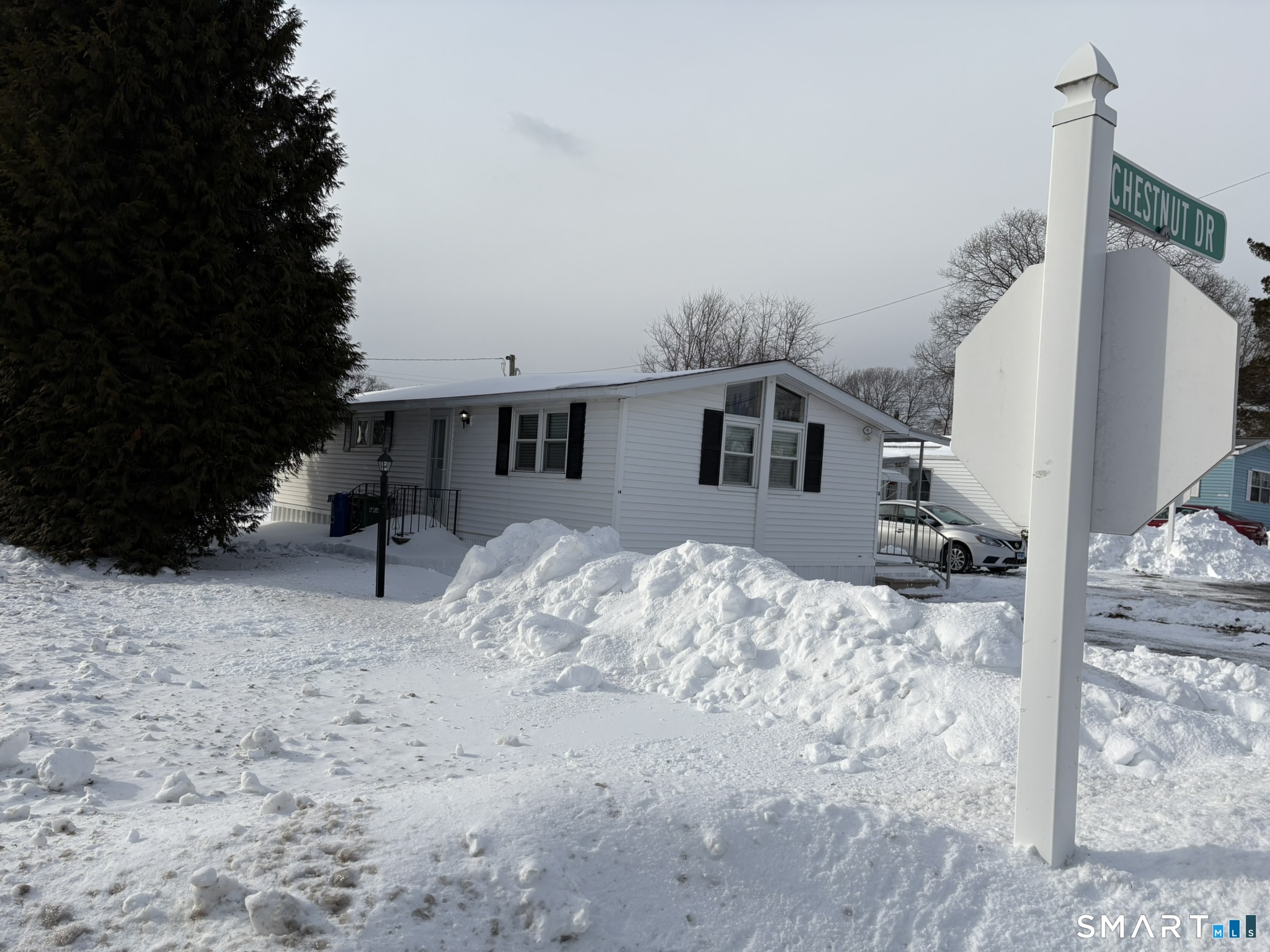 Photo 25 of 14 Chestnut Drive, Westbrook, CT