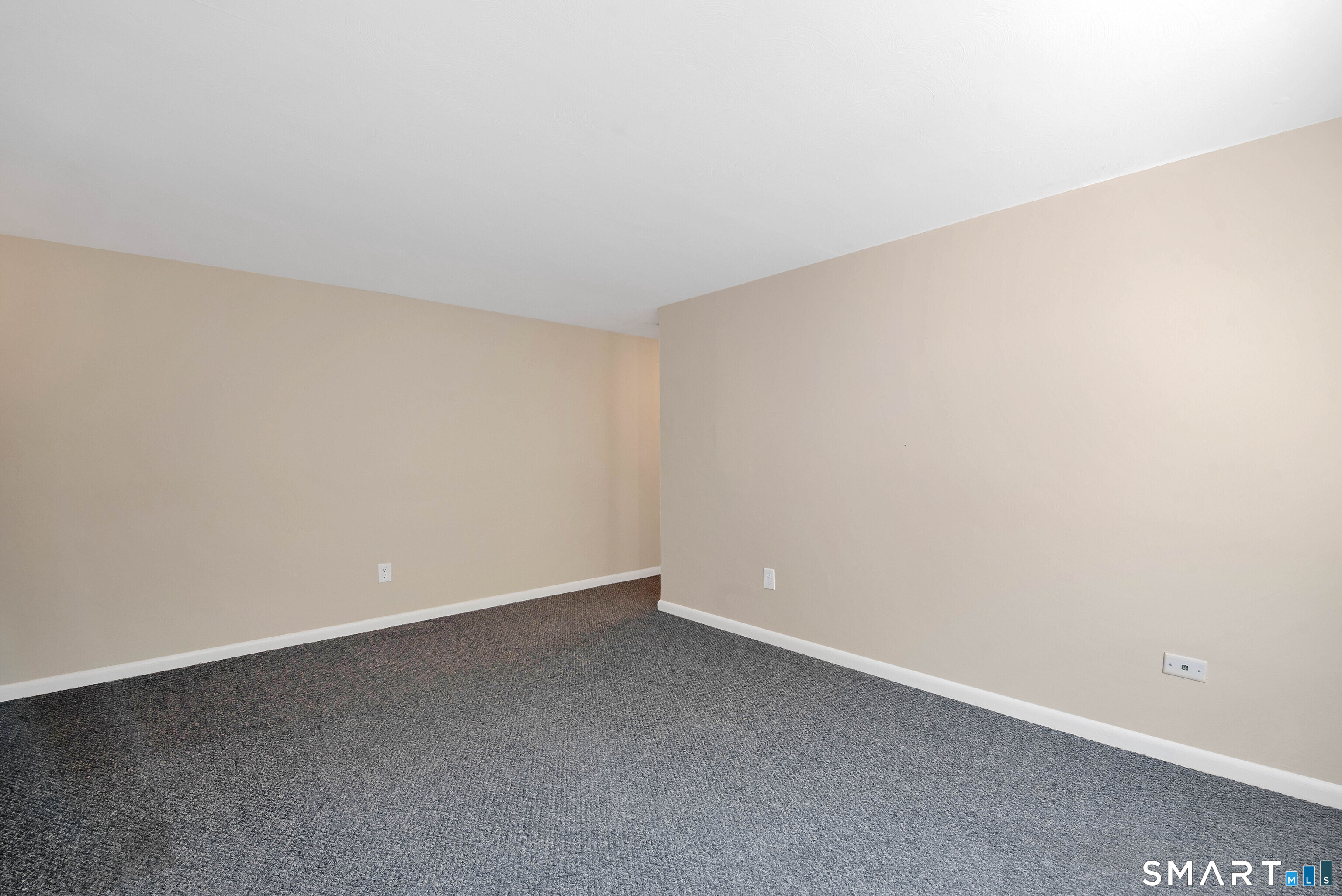 Photo 11 of 353A Main Street, East Hartford, CT