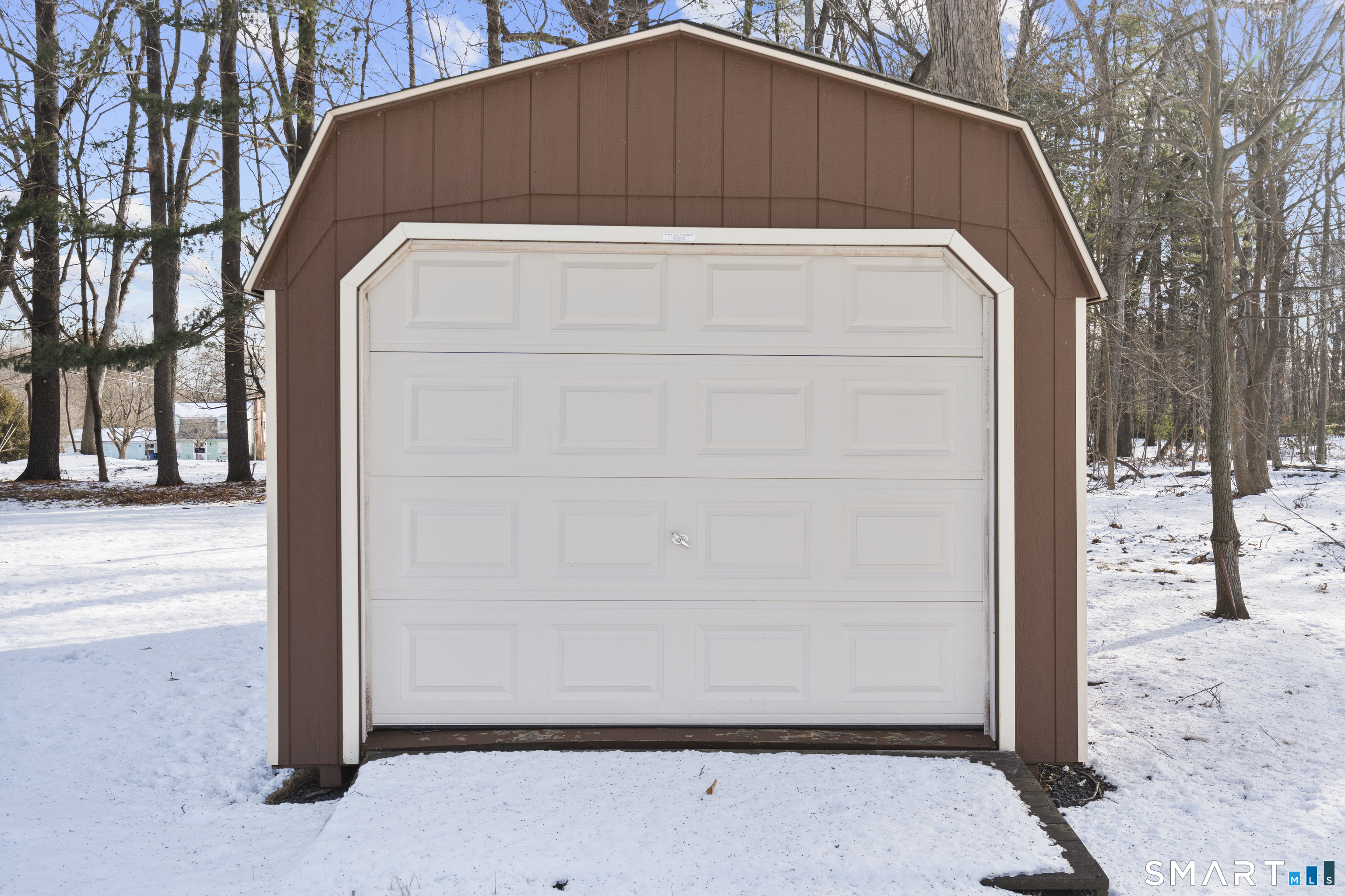 Photo 38 of 608 Kennedy Road, Windsor, CT