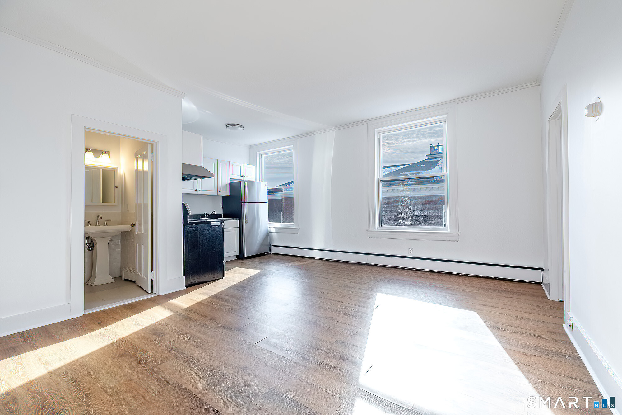 Photo 4 of 406 Main Street, Ridgefield, CT