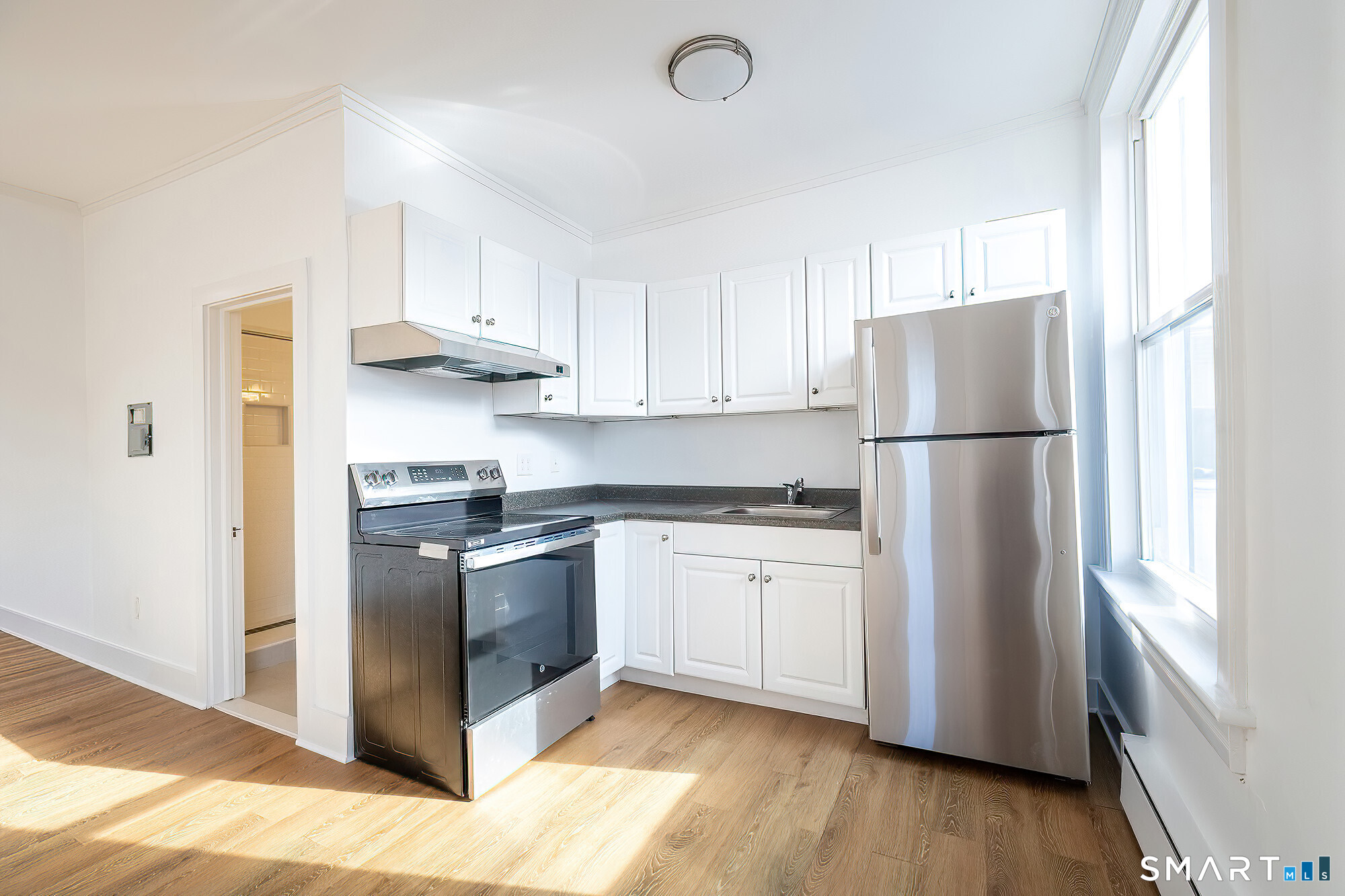 Photo 3 of 406 Main Street, Ridgefield, CT