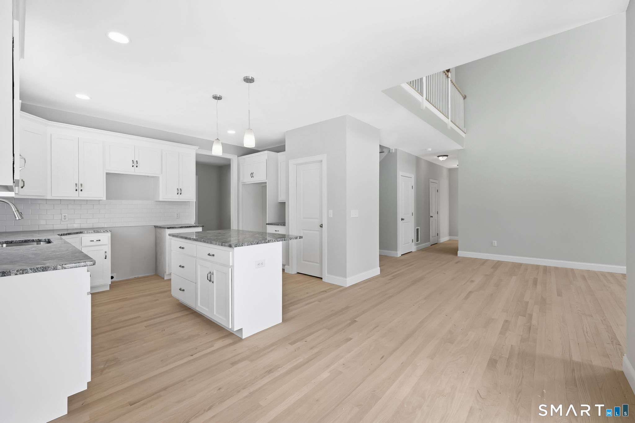 Photo 11 of 102 West Street, Hebron, CT