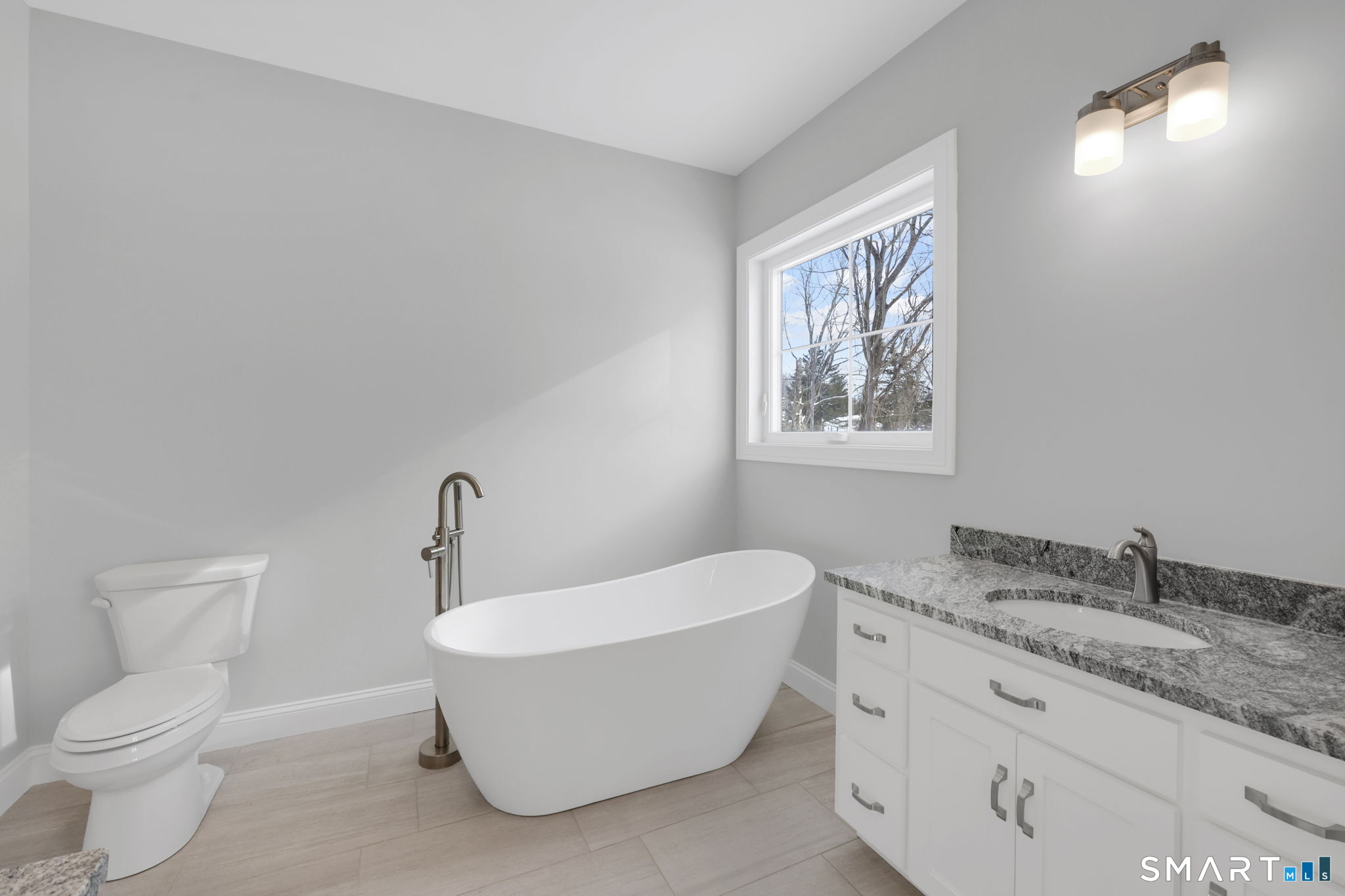 Photo 18 of 102 West Street, Hebron, CT