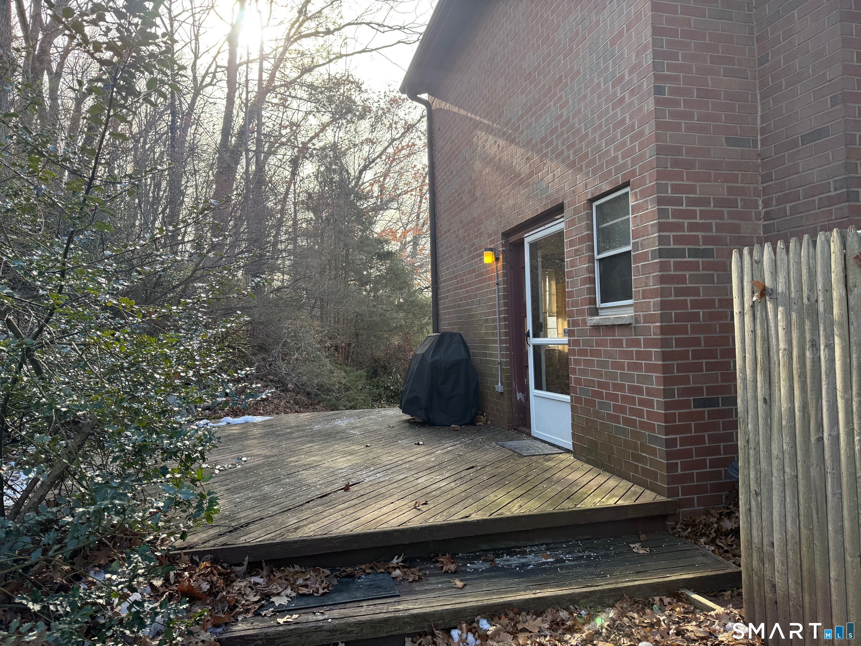 Rarely available 3 bedroom end unit in quiet Wallingford complex. Tons of opportunity!! Large kitchen/dining room with breakfast bar. Large living room. Three nicely sized bedrooms and full bath in the upper level. Additional walk out finished space on the ground level offers a flex room in addition to the storage space and laundry area. The HOA includes heat, hot water, and trash. Say goodbye to high heating costs. So much to offer!!!! Buyers need to do due diligence in regard to the ability to obtaining financing in this complex.