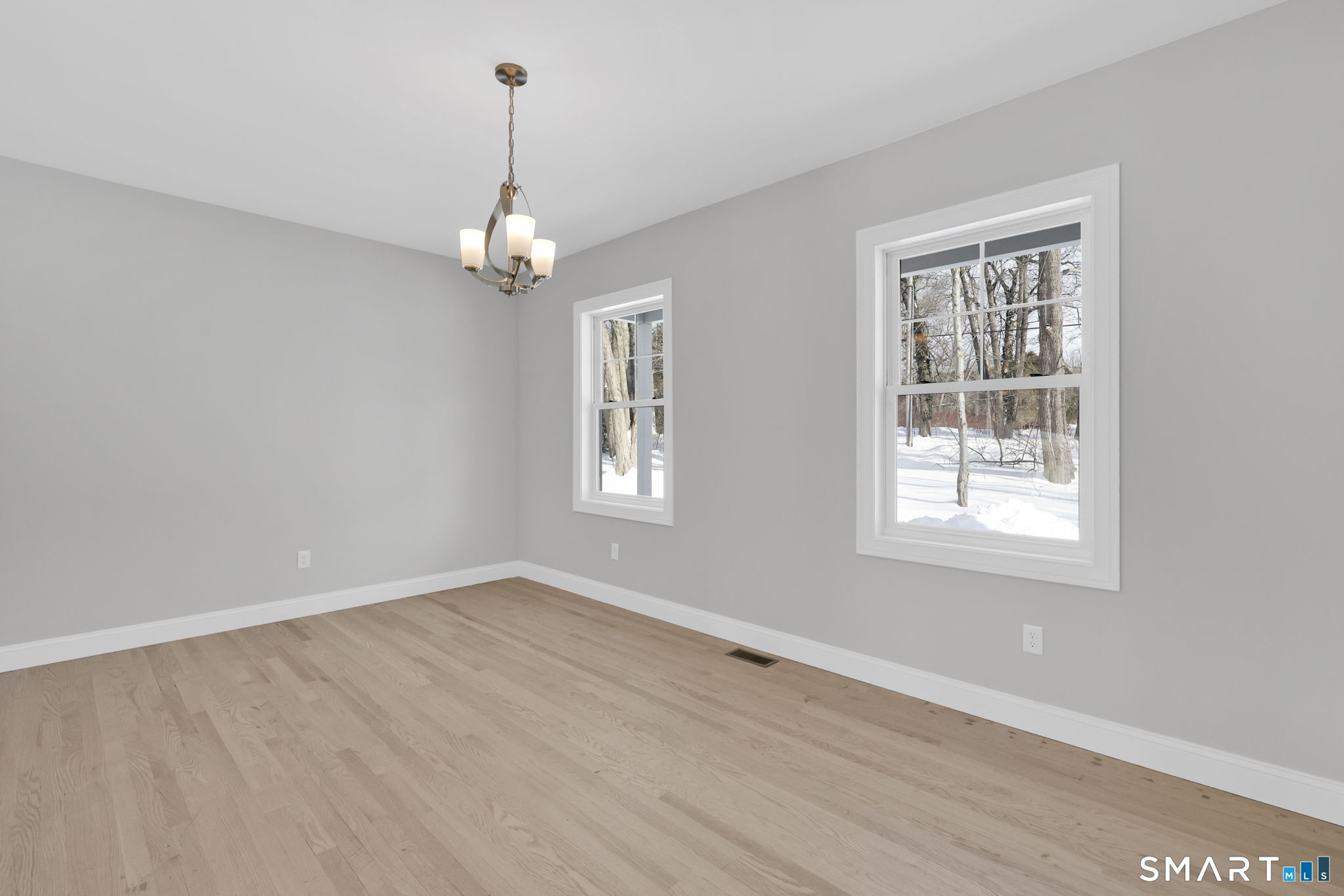 Photo 13 of 102 West Street, Hebron, CT