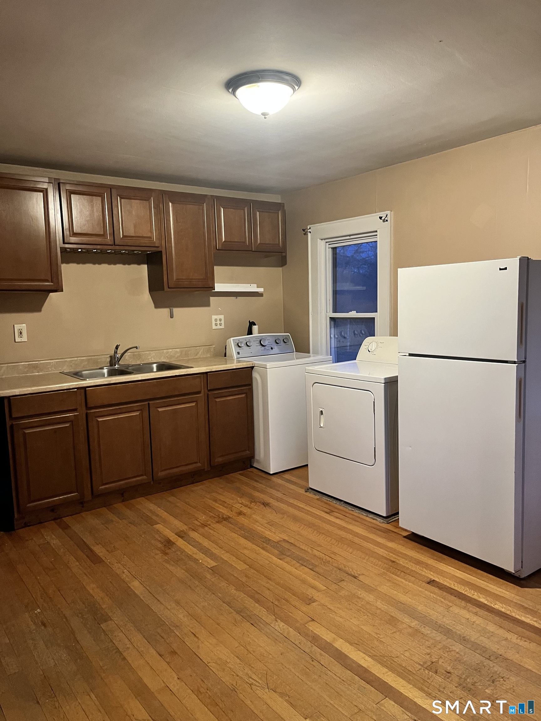 Photo 8 of 35 Woodruff Street, Southington, CT