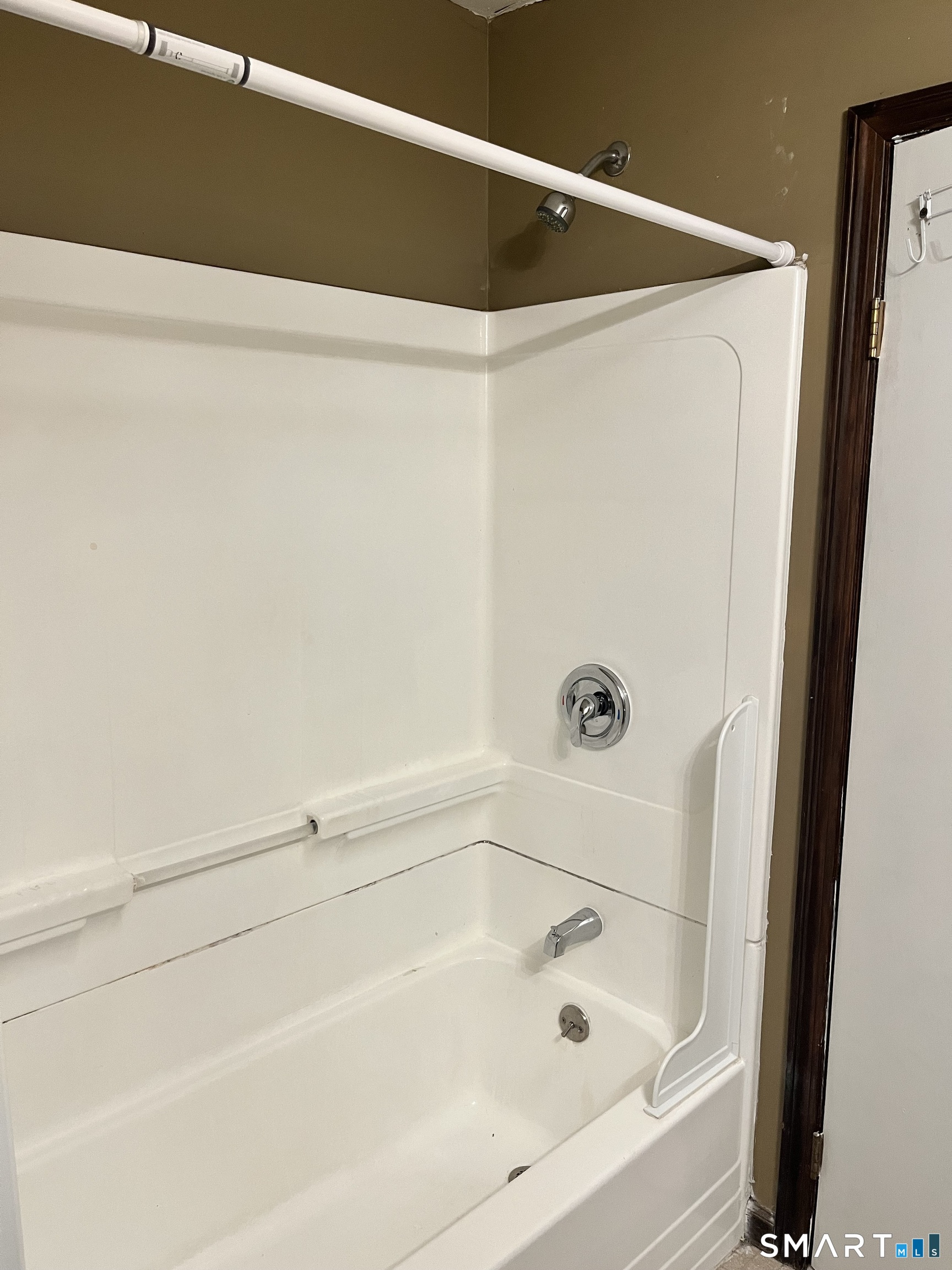 Photo 6 of 35 Woodruff Street, Southington, CT