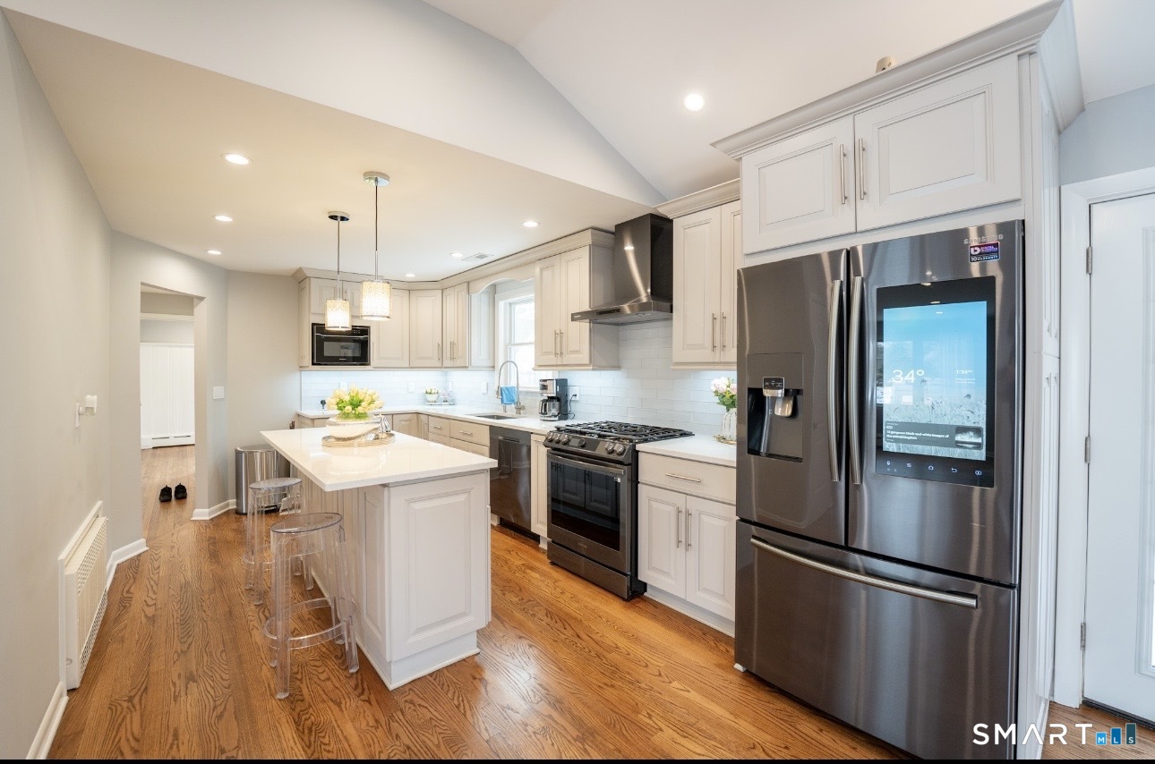 Photo 11 of 15 Ridgebrook Drive, Bridgeport, CT