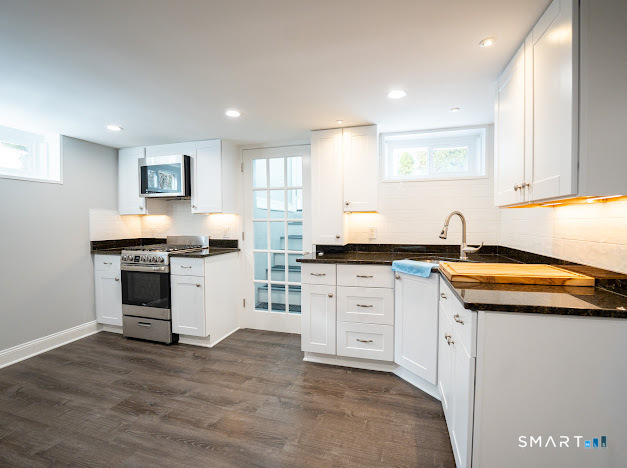 Photo 25 of 15 Ridgebrook Drive, Bridgeport, CT