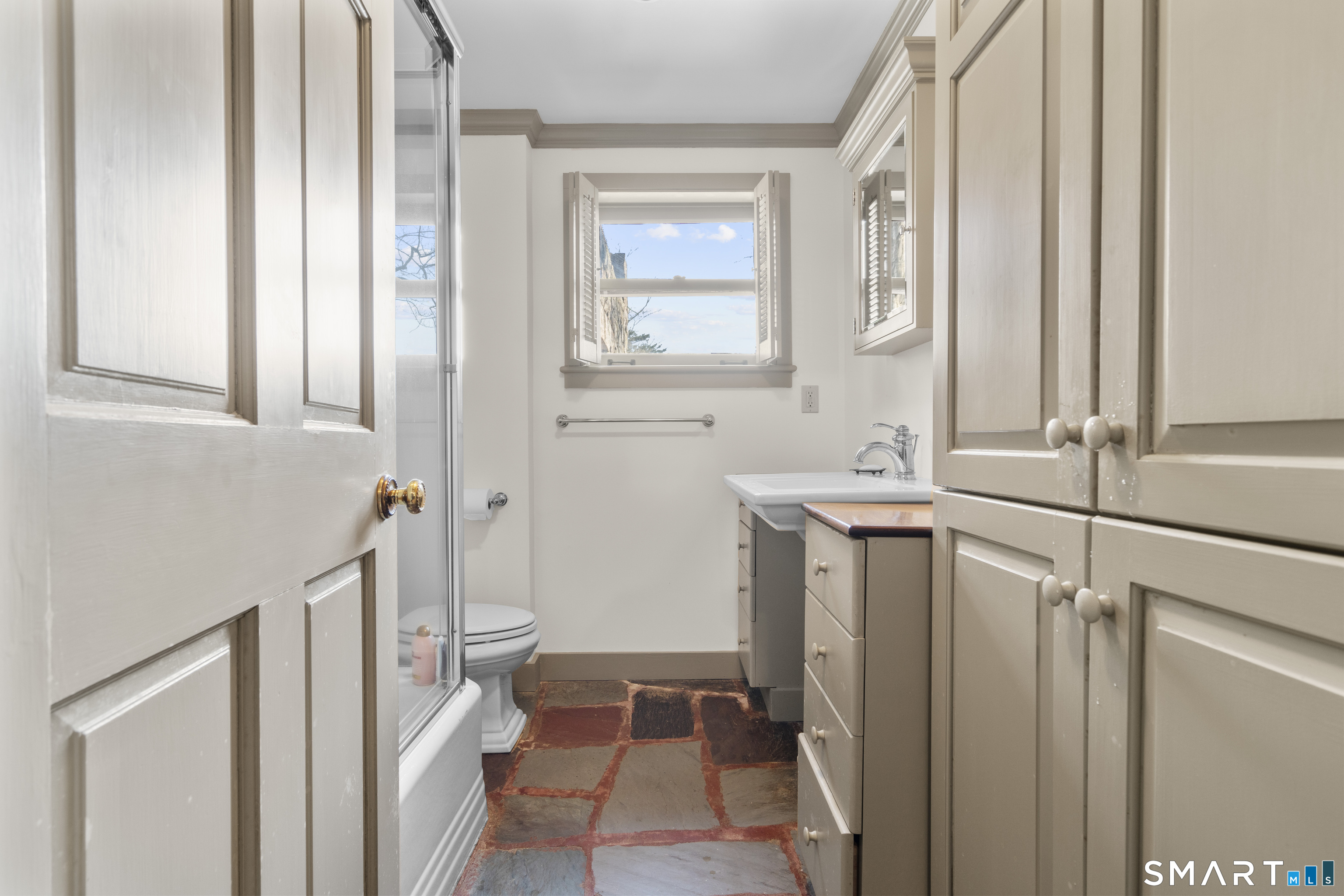 Photo 35 of 55 Sawmill Road, Branford, CT