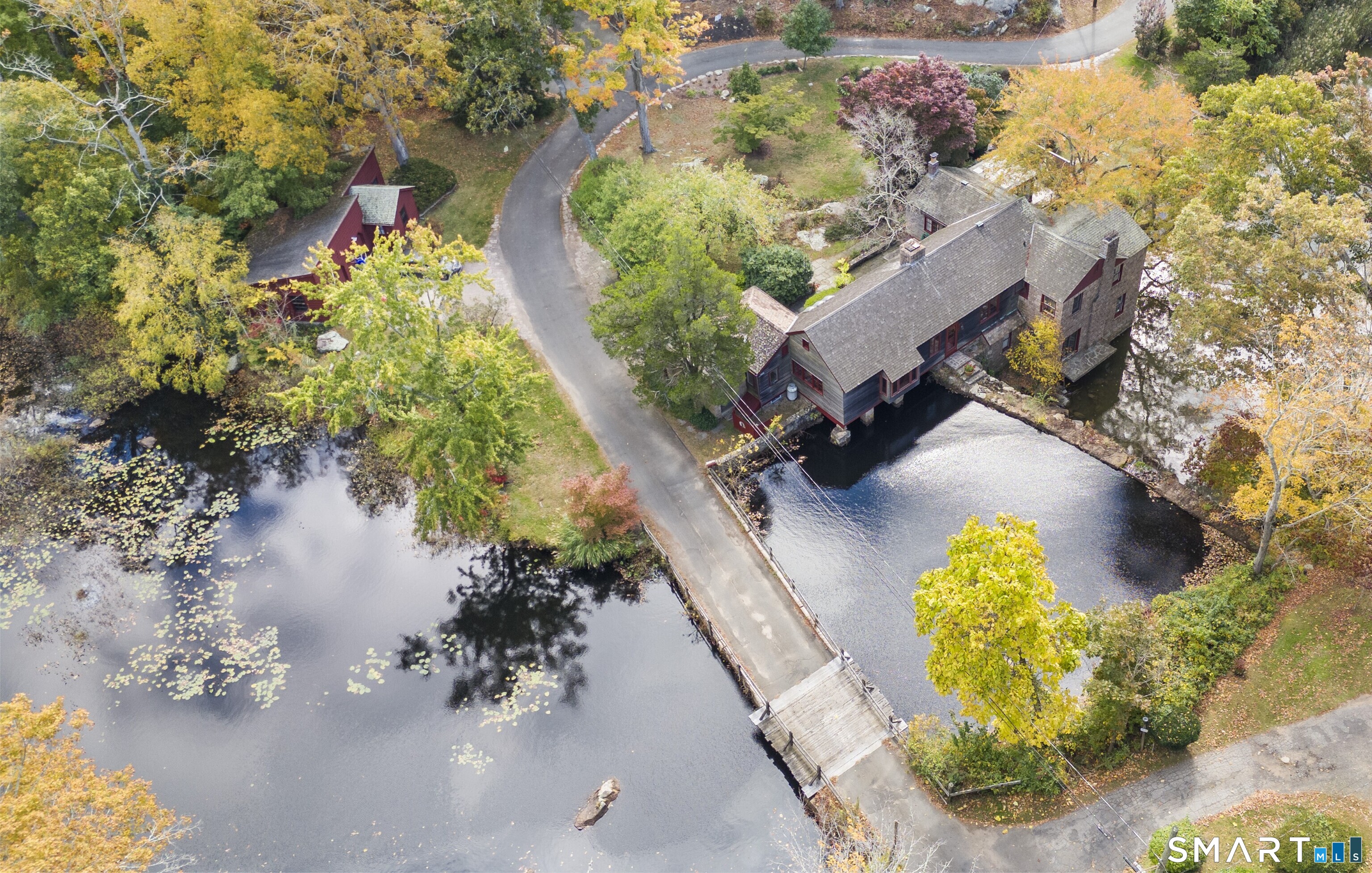 Photo 4 of 55 Sawmill Road, Branford, CT