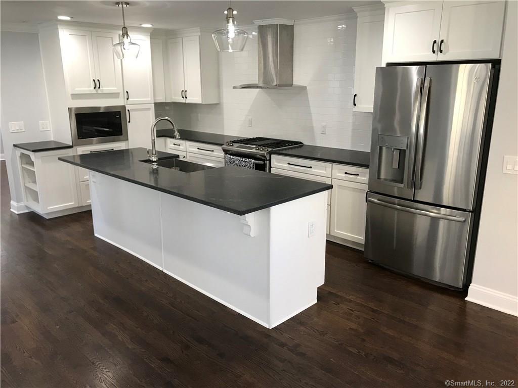 76 East, New Canaan, 06840, 3 Bedrooms Bedrooms, 0 ,2 BathroomsBathrooms,Residential Rental,For Sale,East,0,24151495