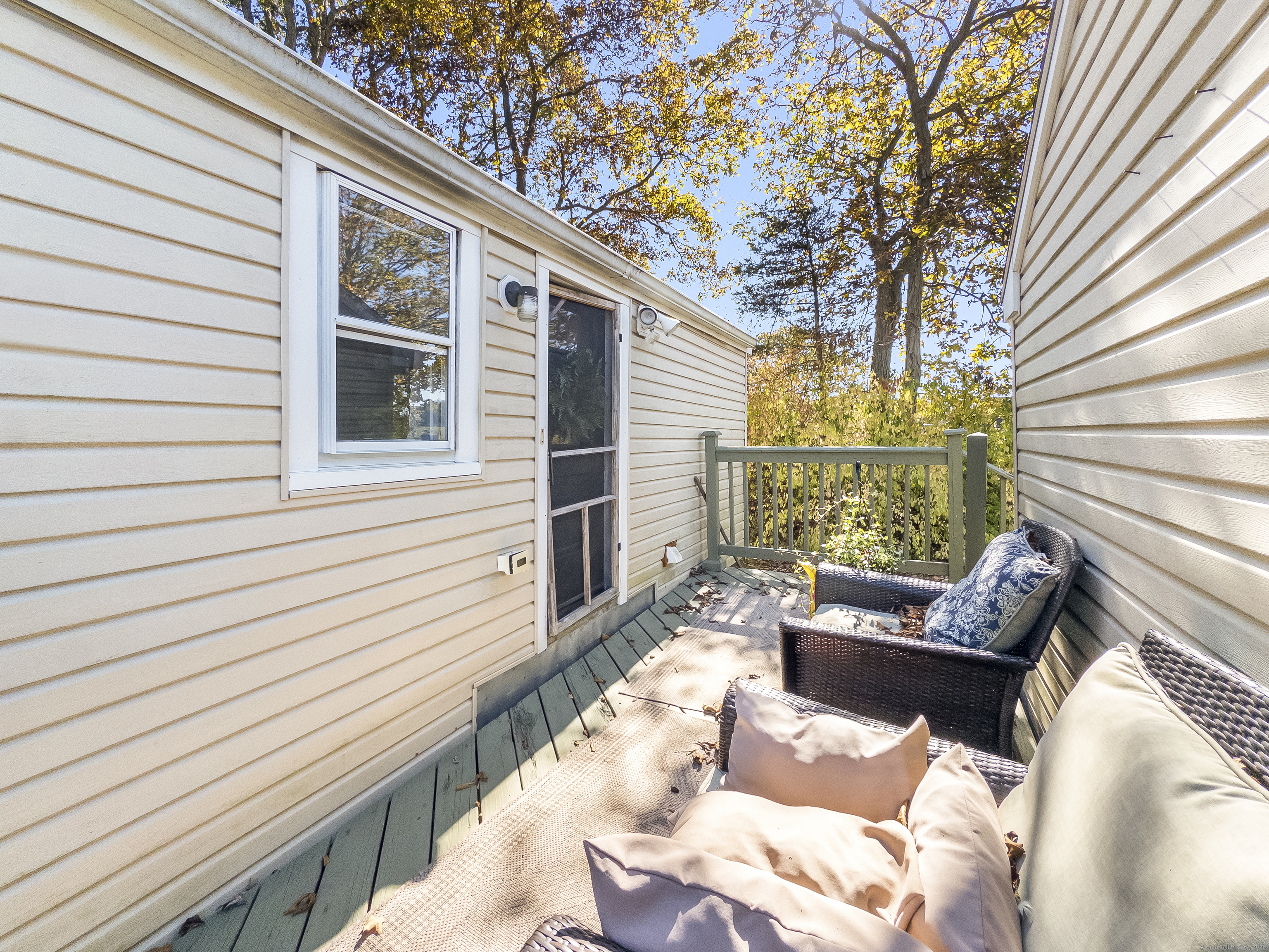 Photo 16 of 944 Totoket Road, North Branford, CT