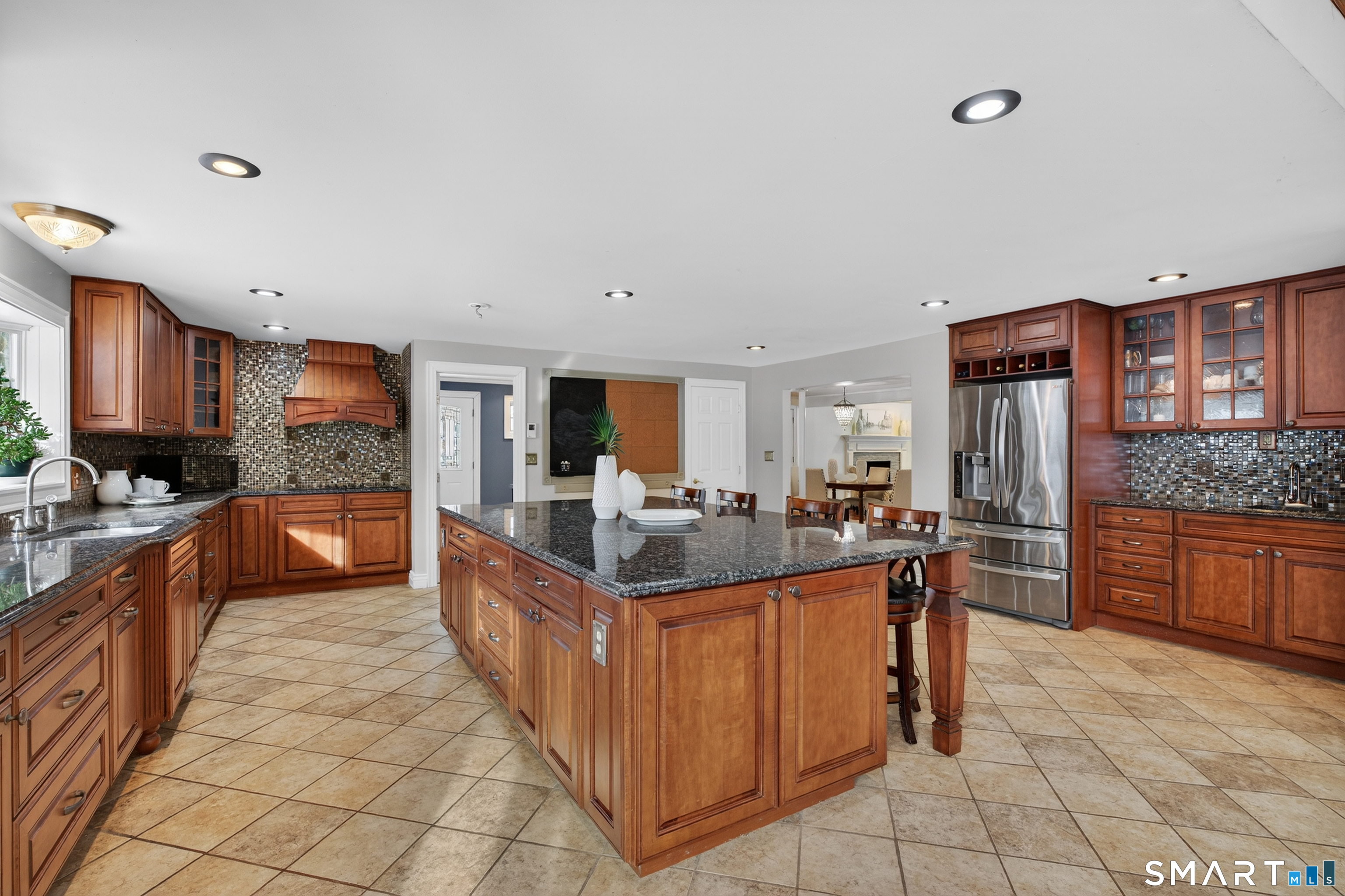 Photo 11 of 113 Winthrop Road, Westbrook, CT