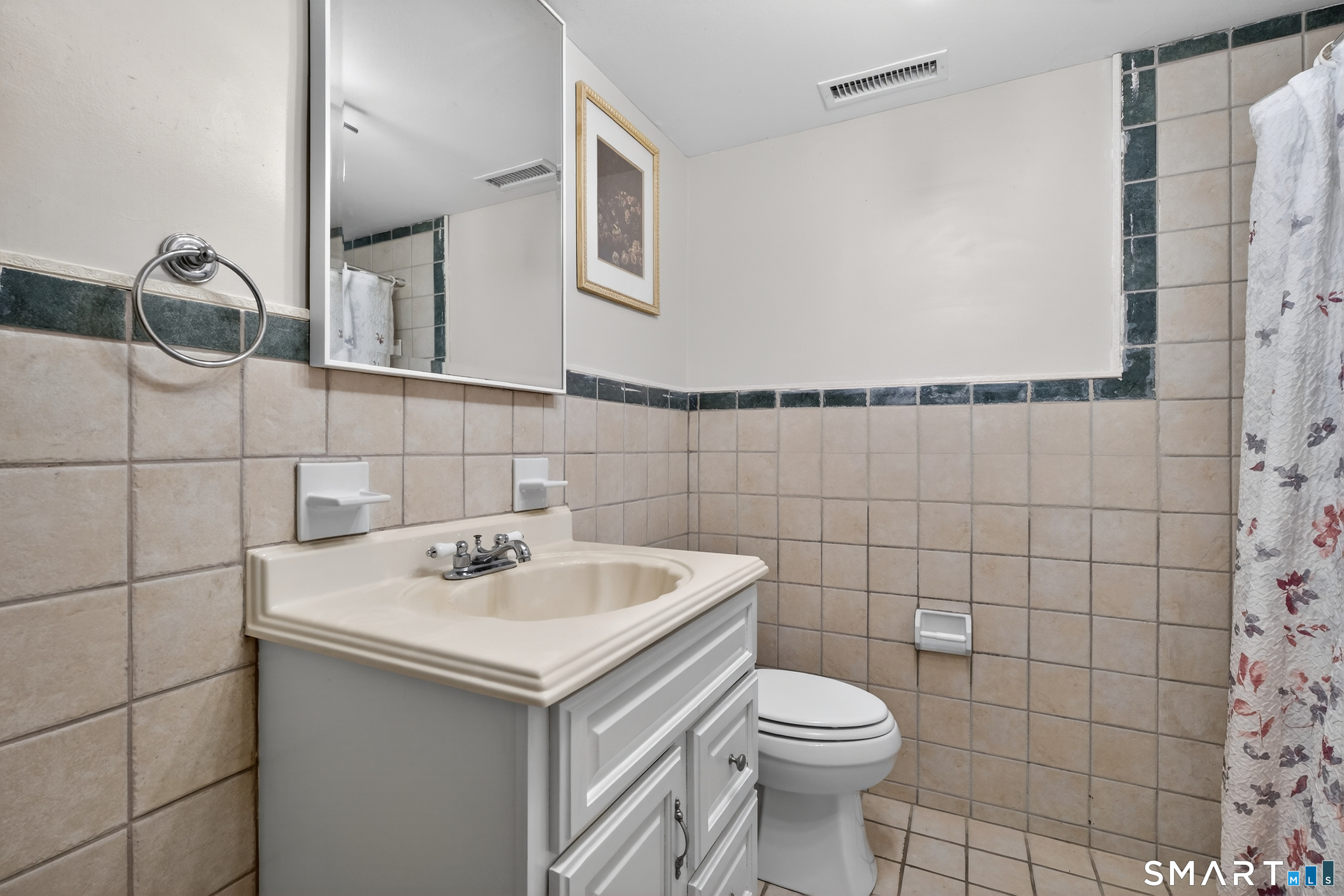 Photo 25 of 113 Winthrop Road, Westbrook, CT