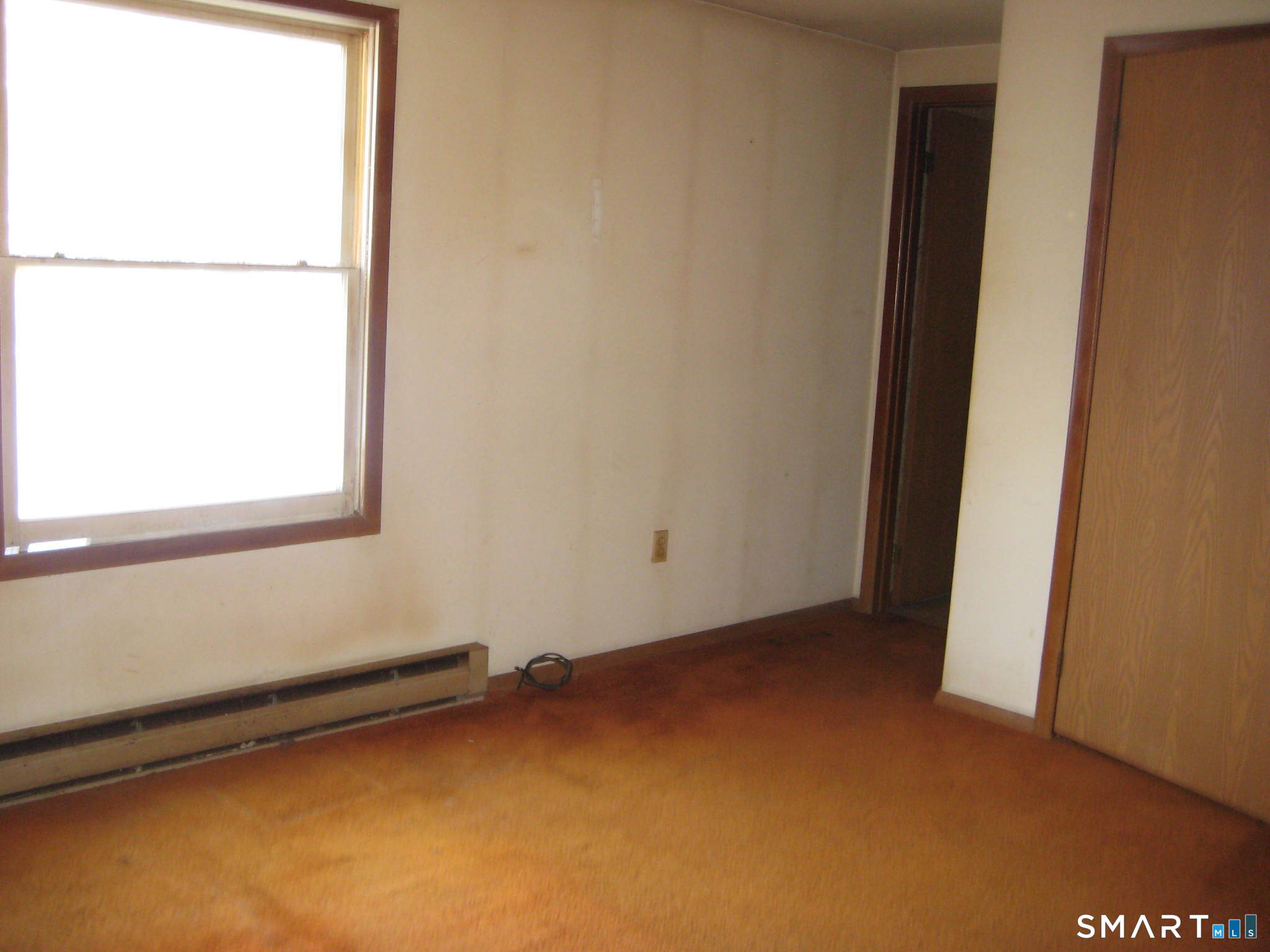 Photo 4 of 645 Buff Cap Road, Tolland, CT