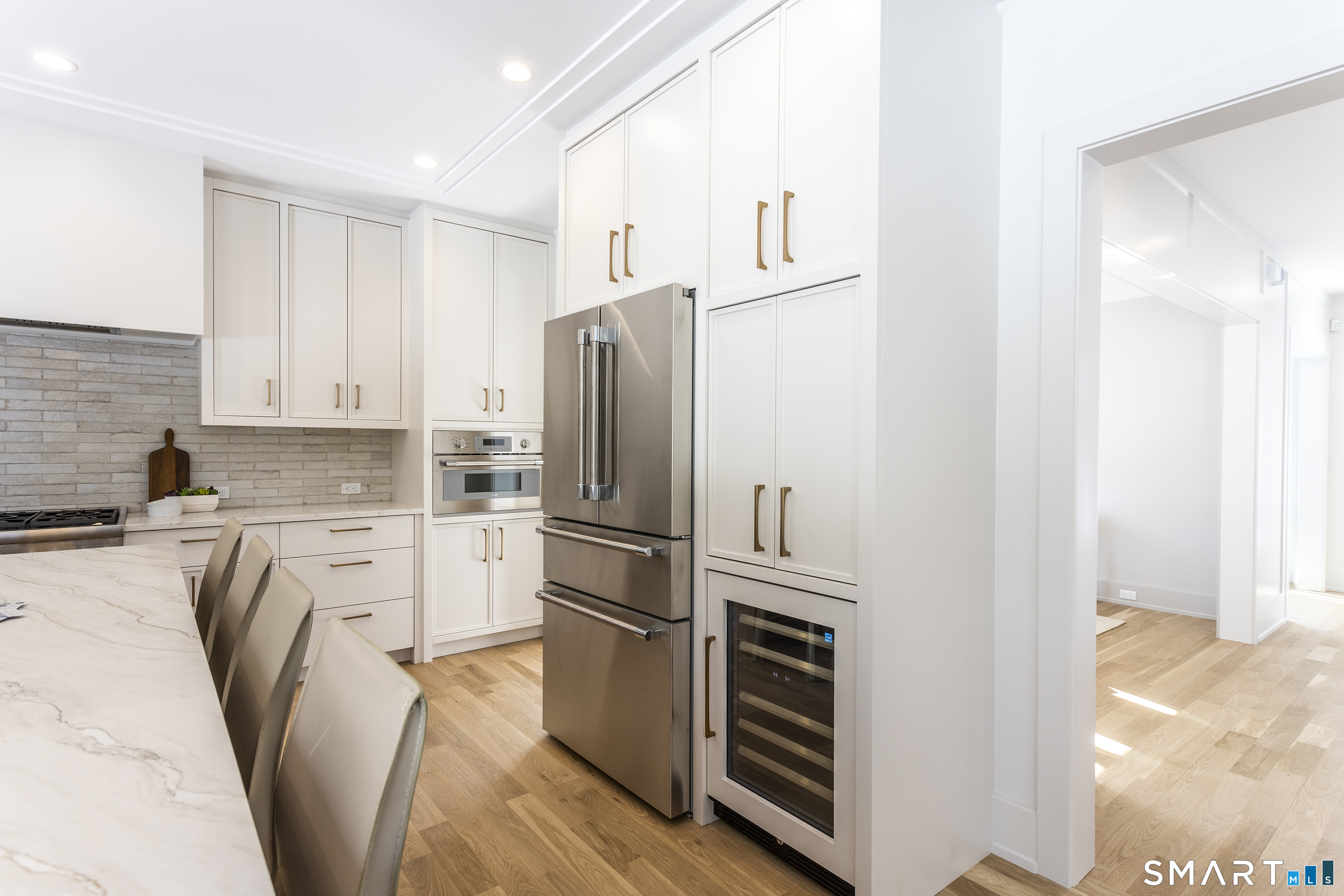 Photo 8 of 10 Wakenor Road, Westport, CT