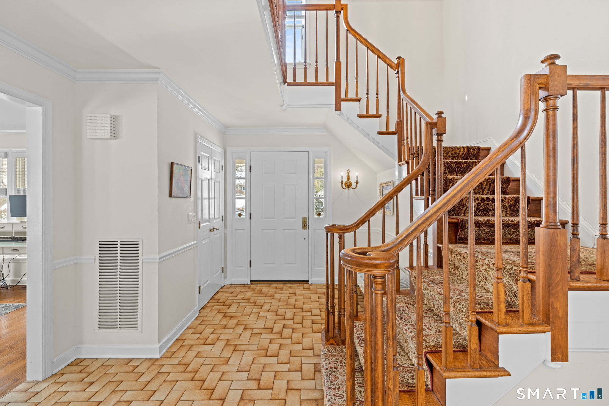 Homes for sale in Stamford, CT | 35 Davenport Farm Ln E, Stamford, CT 06903 | MLS# 24150101